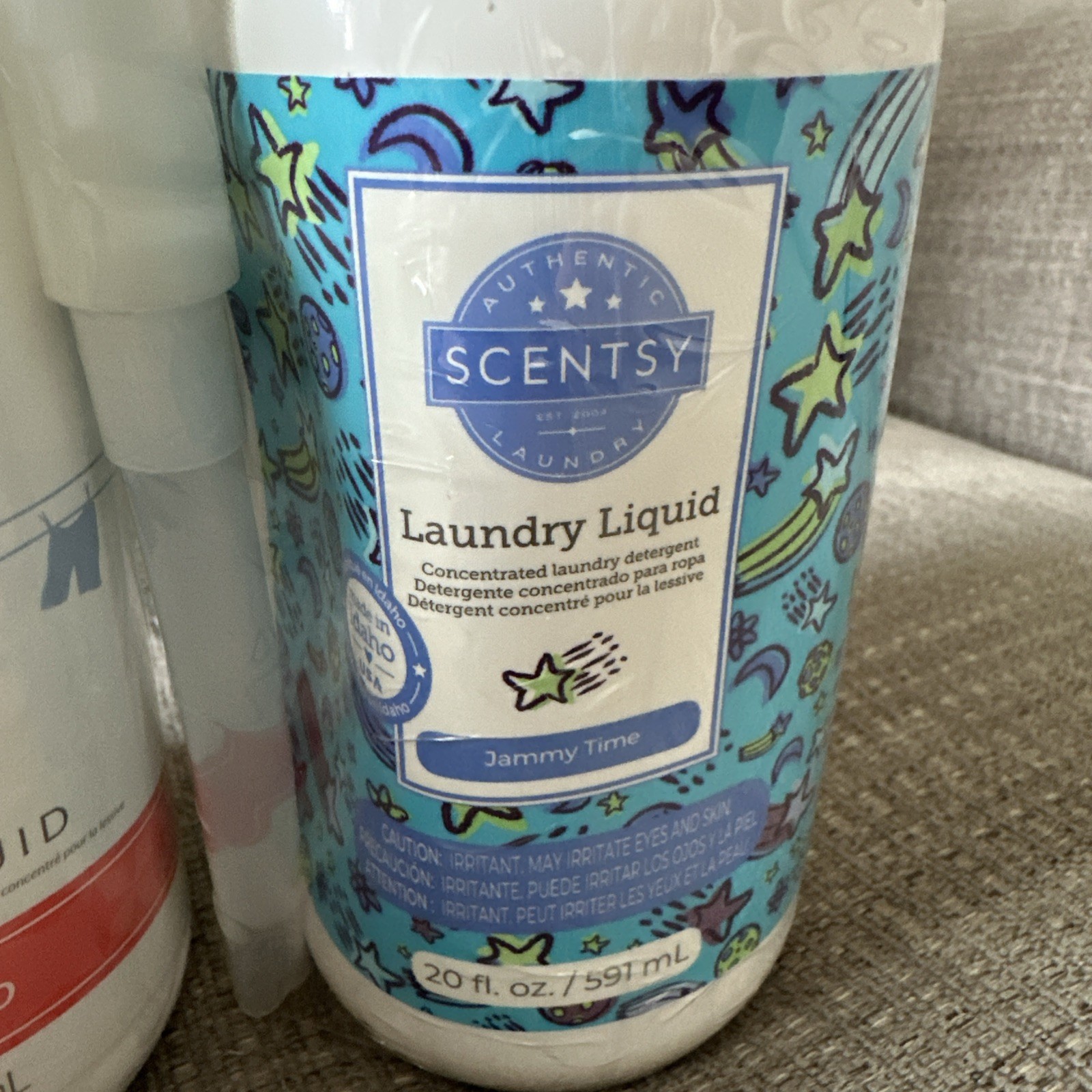 Lot – Scentsy Laundry Liquid Fabric Softener, Fabric Spray