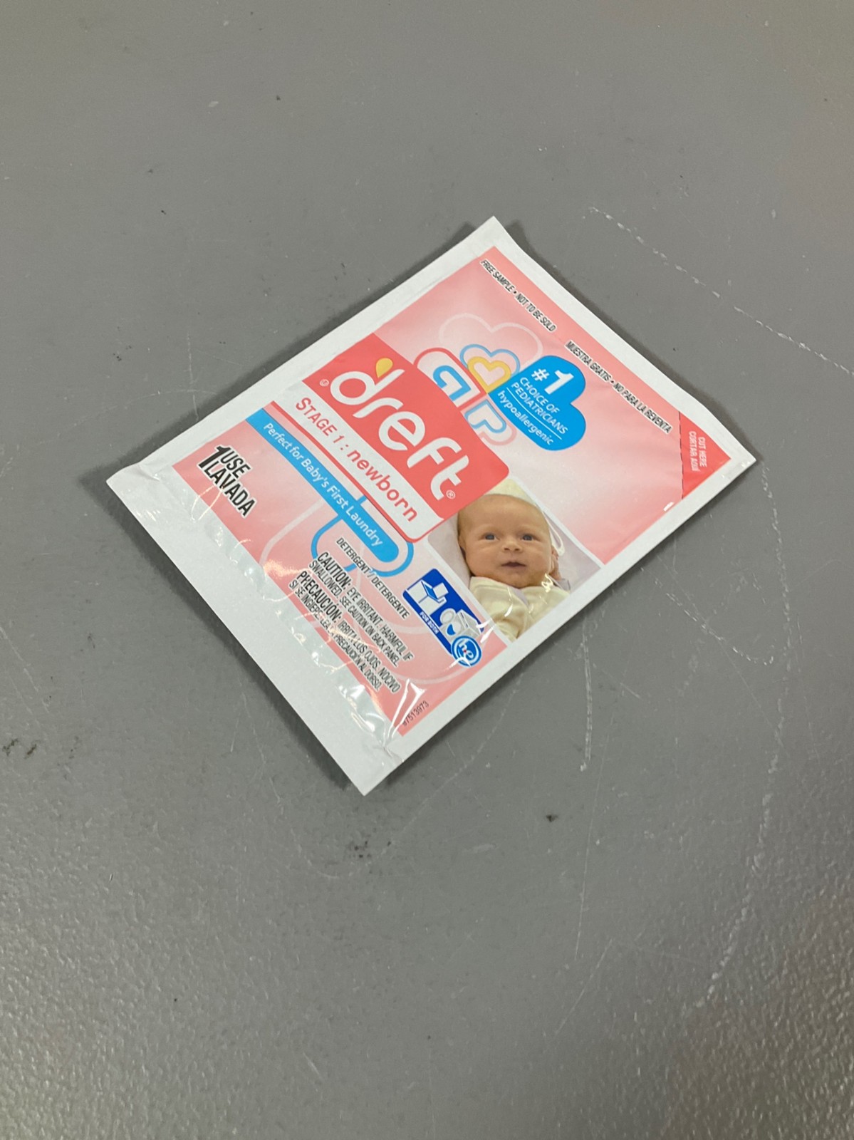 Dreft Hypoallergenic Newborn Baby Laundry Detergent Sample, Pediatrician Recomme