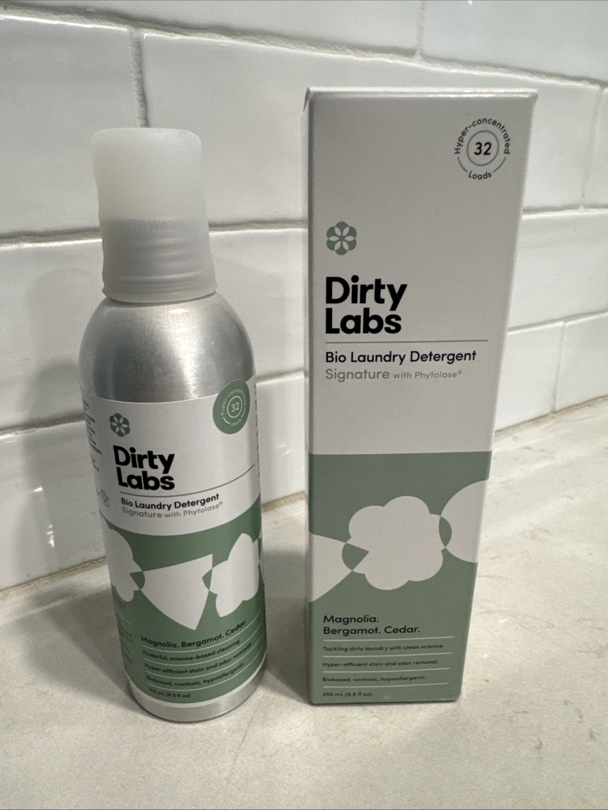 Dirty Labs | Signature Scent | Bio-Liquid Laundry Detergent | 32 Loads 8.6 fl…