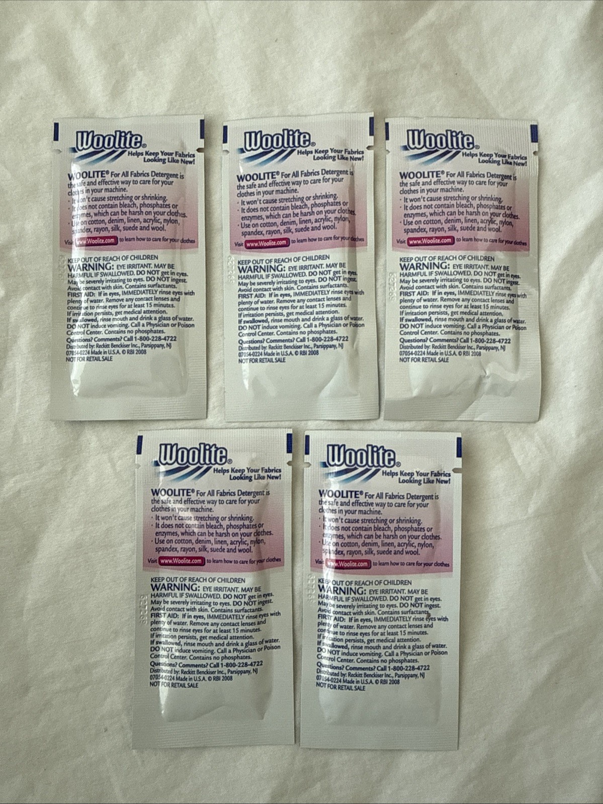 Woolite Original Set of 5 Travel Packs Laundry Detergent .25 fl oz
