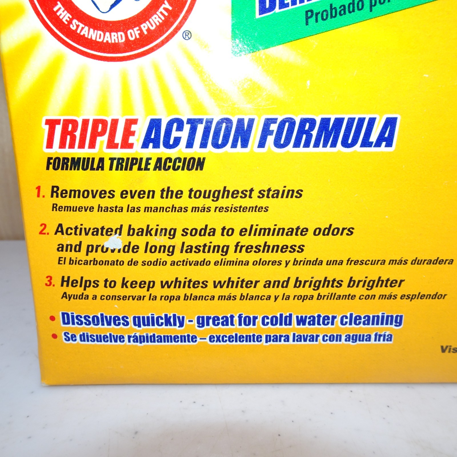Arm Hammer Free & Clear 46 Loads Concentrated Powder Laundry Detergent Hard READ