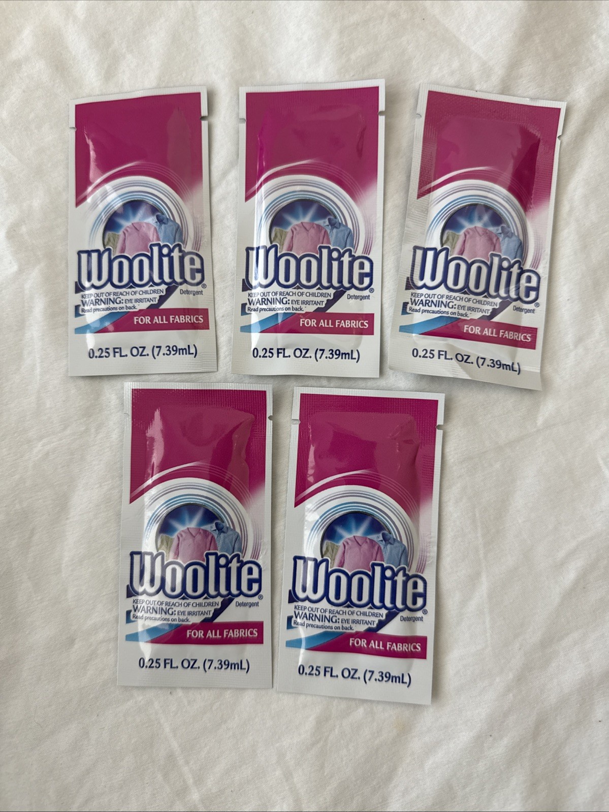 Woolite Original Set of 5 Travel Packs Laundry Detergent .25 fl oz
