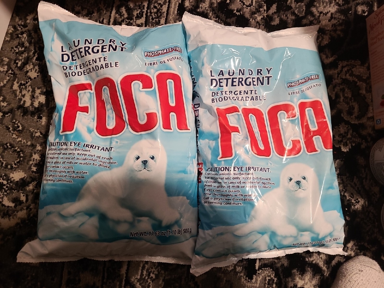 FOCA LAUNDRY DETERGENT 1KILO 2 bags x 1. 10lb each = 1 kilo