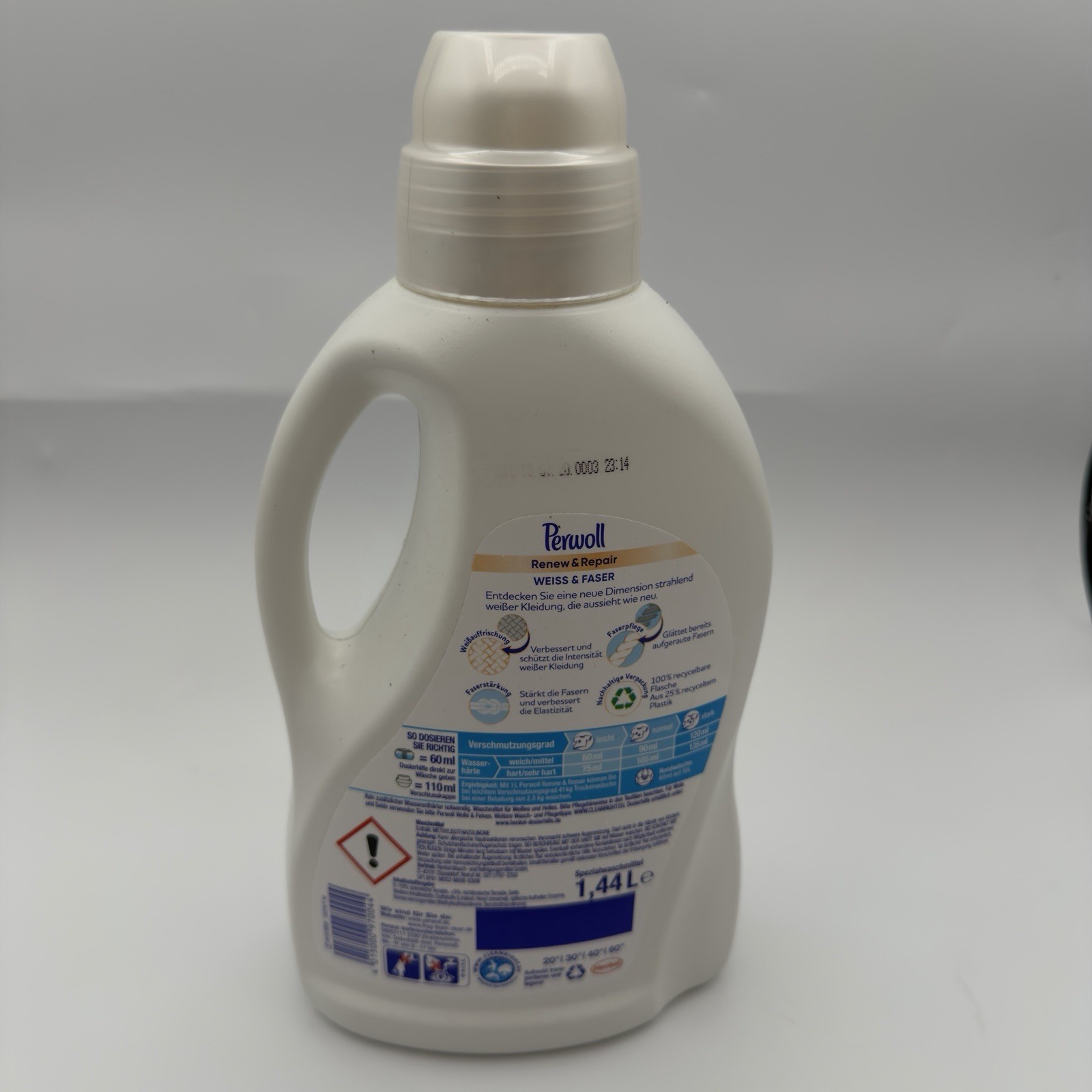 Perwoll White & Fiber Laundry Detergent 27 Wash Loads Renew & Repair German