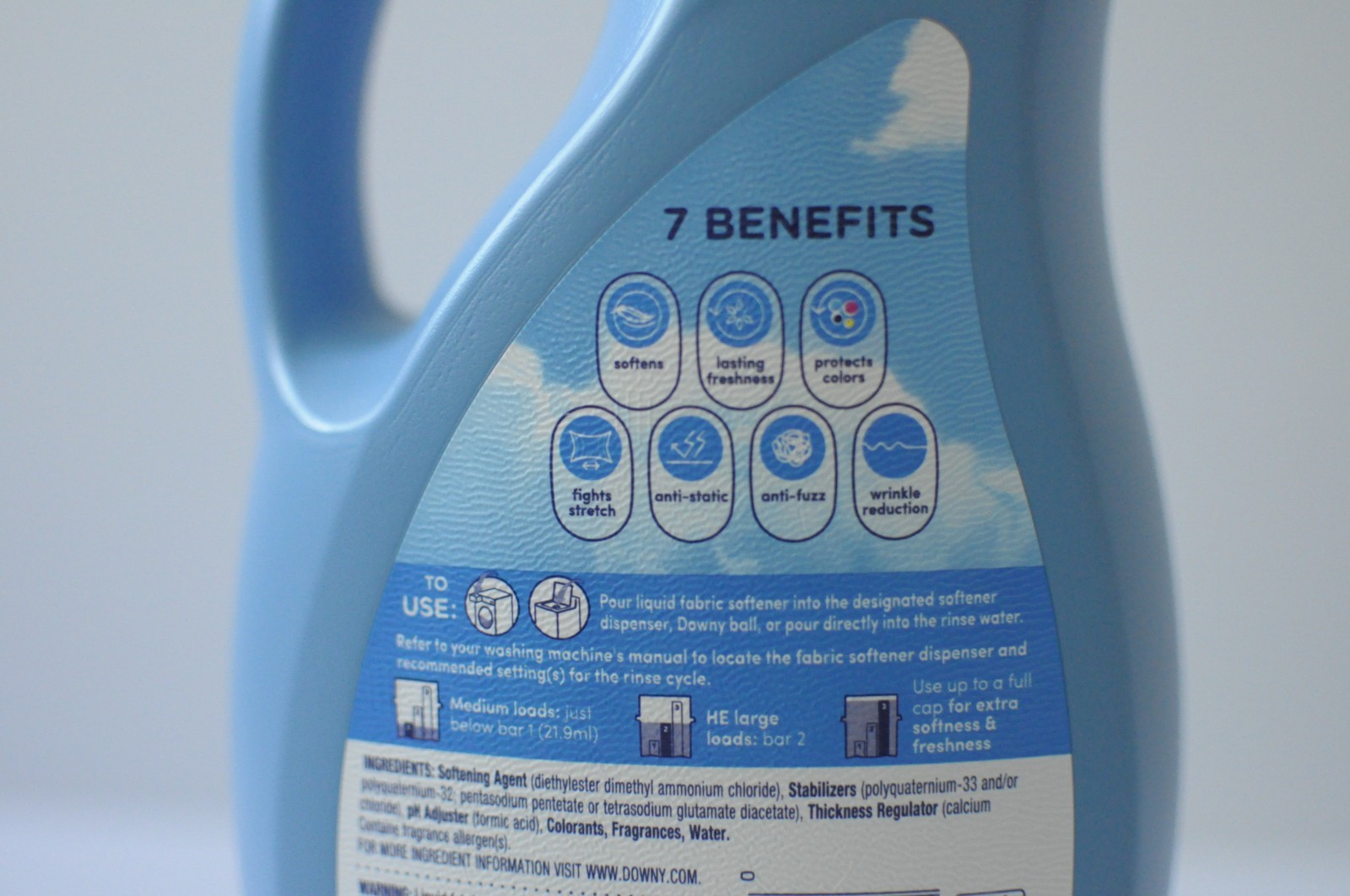 Downy Soft CLEAN BREEZE 2 In 1 Soft & Fresh Fabric Softener 44 fl oz 7 Benefits