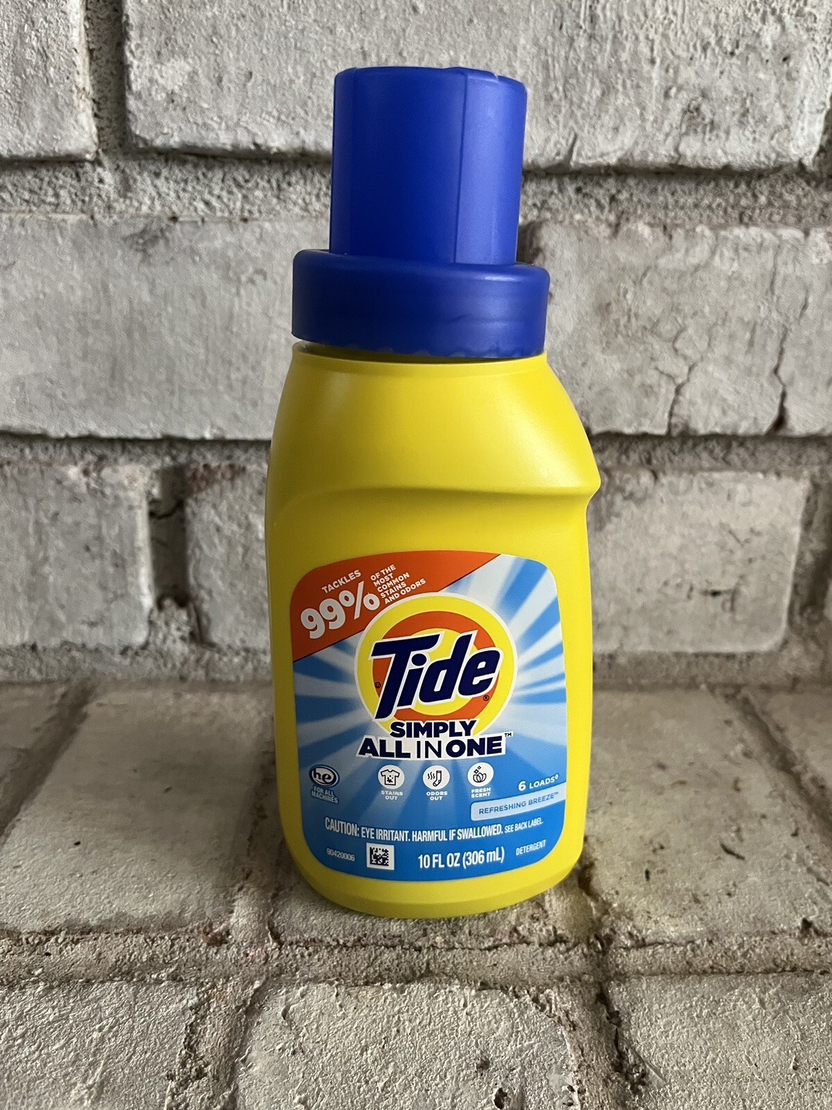 Tide Simply All In One Liquid Laundry Detergent, Refreshing Breeze, 10 fl oz