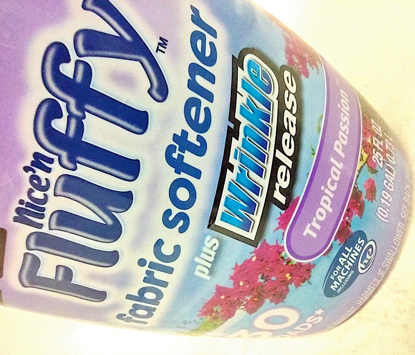 3x xtranice’n Fluffy Liquid Fabric Softener Tropical Passion 25 oz Ea =90 Loads