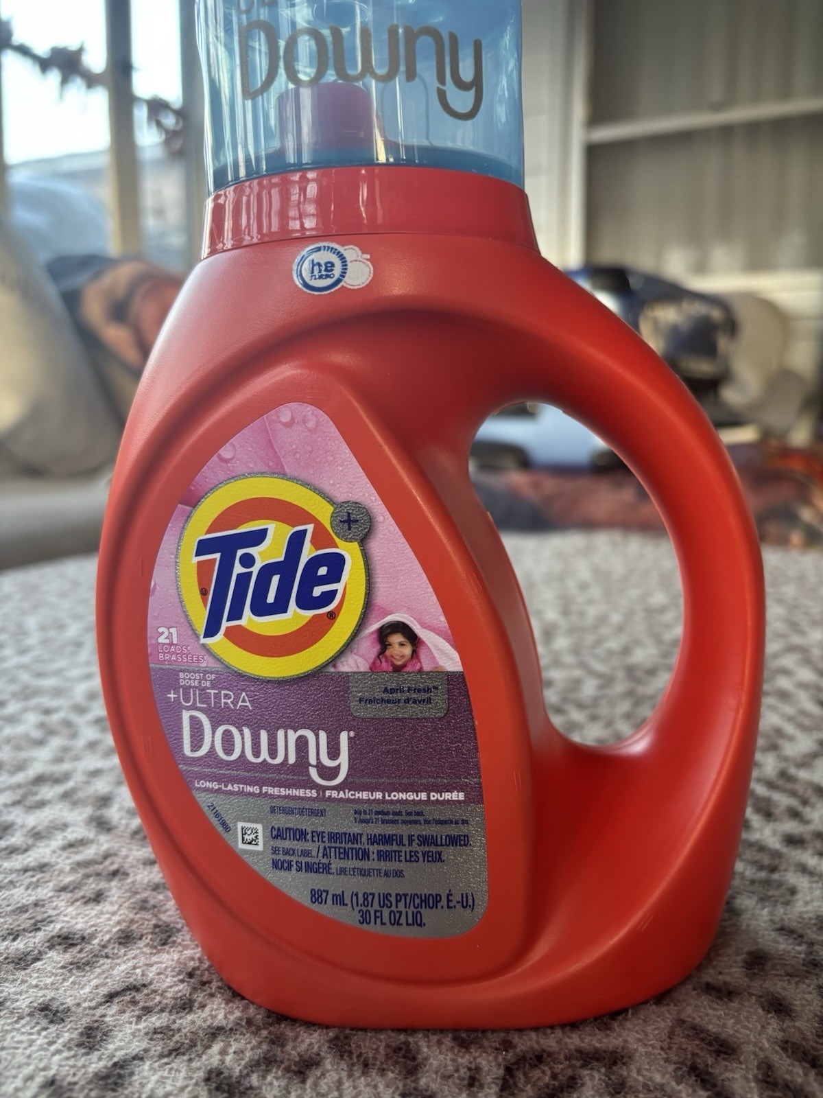 Tide Plus Ultra Downy Liquid Laundry Detergent, April Fresh, 30 fl oz, 21 Loads
