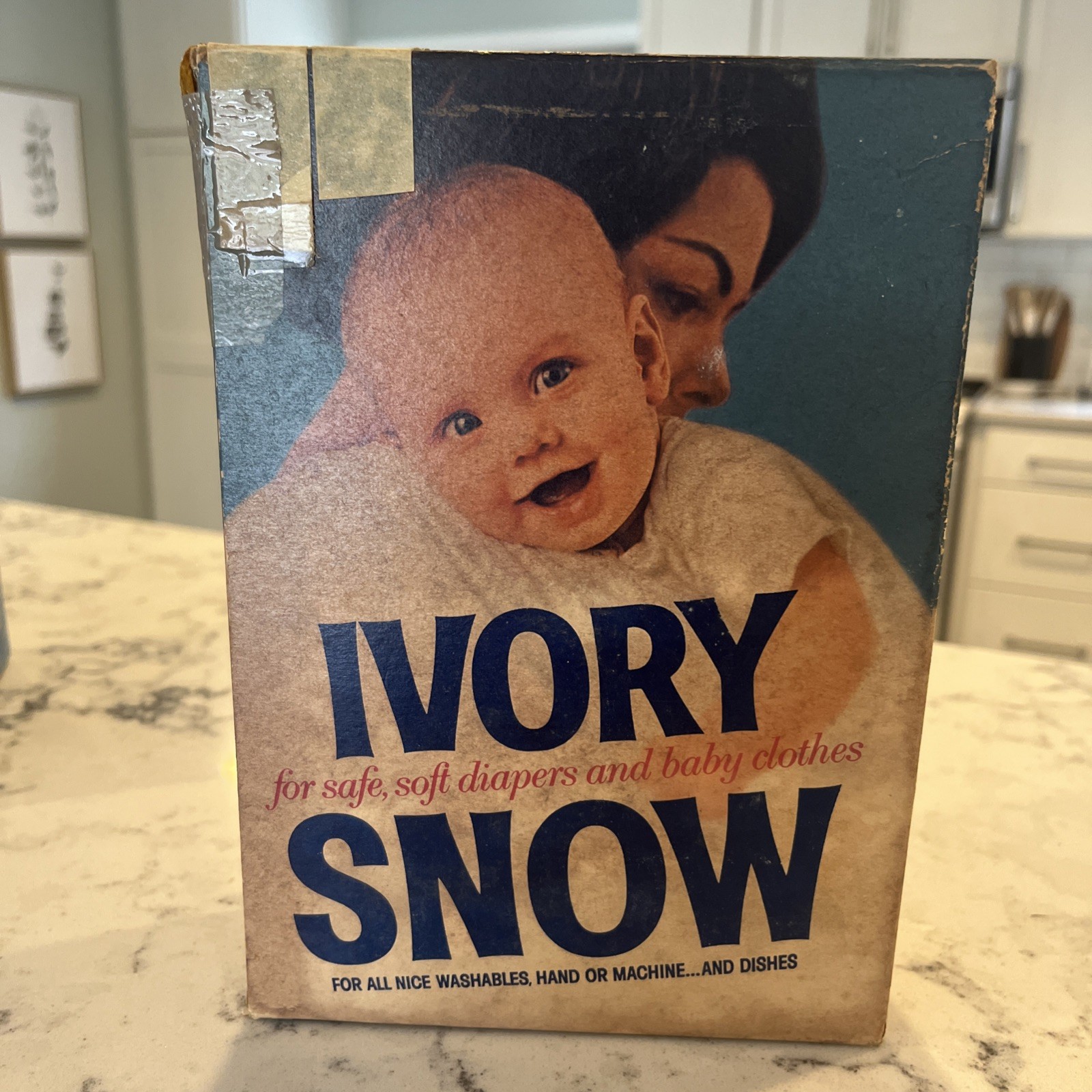 Vintage Ivory Snow Detergent 13 Oz Unopened Box New & Sealed. 1968