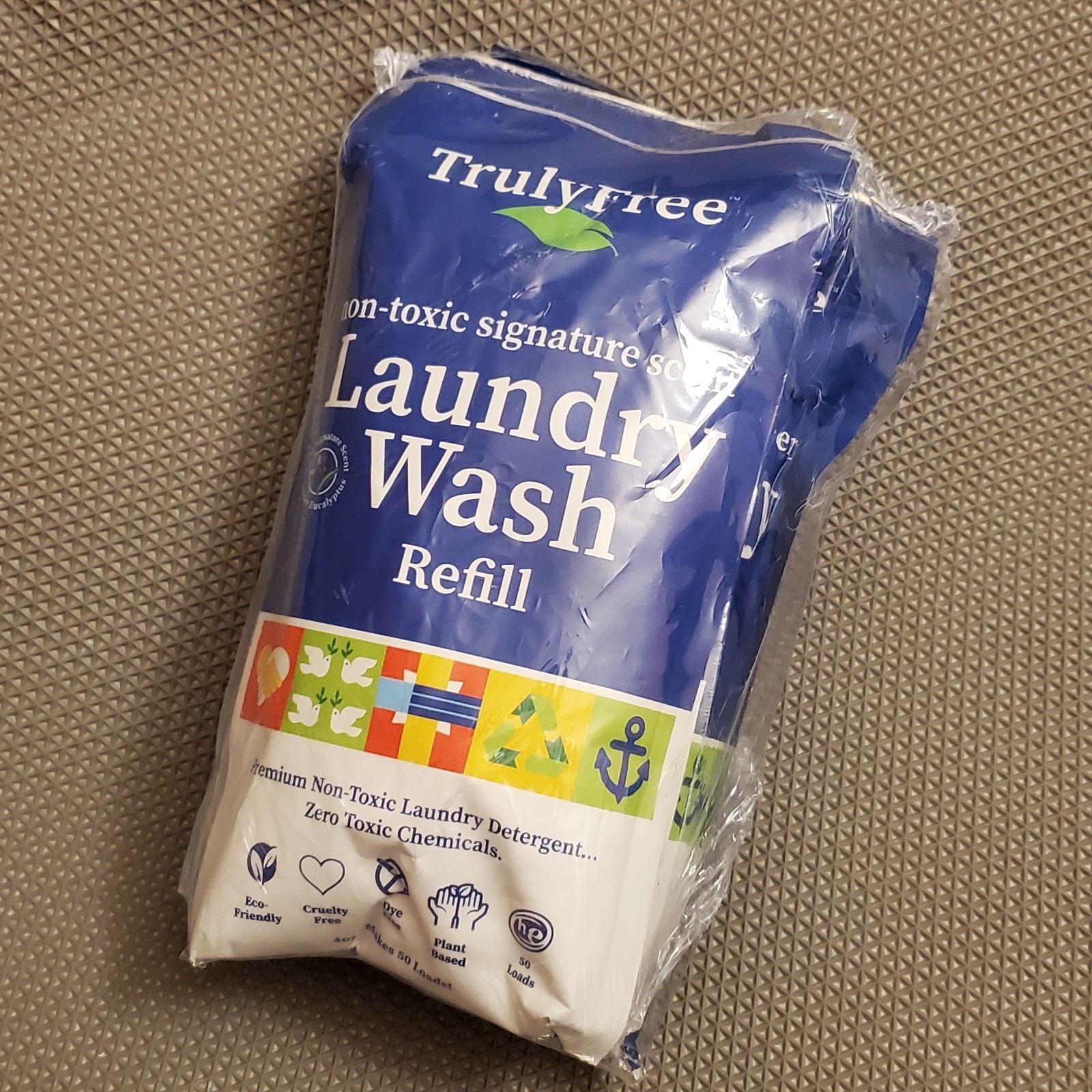 4 x Truly Free Laundry Wash Refill Pack 4 Oz Lot of 4 Signature scent 200 Loads!
