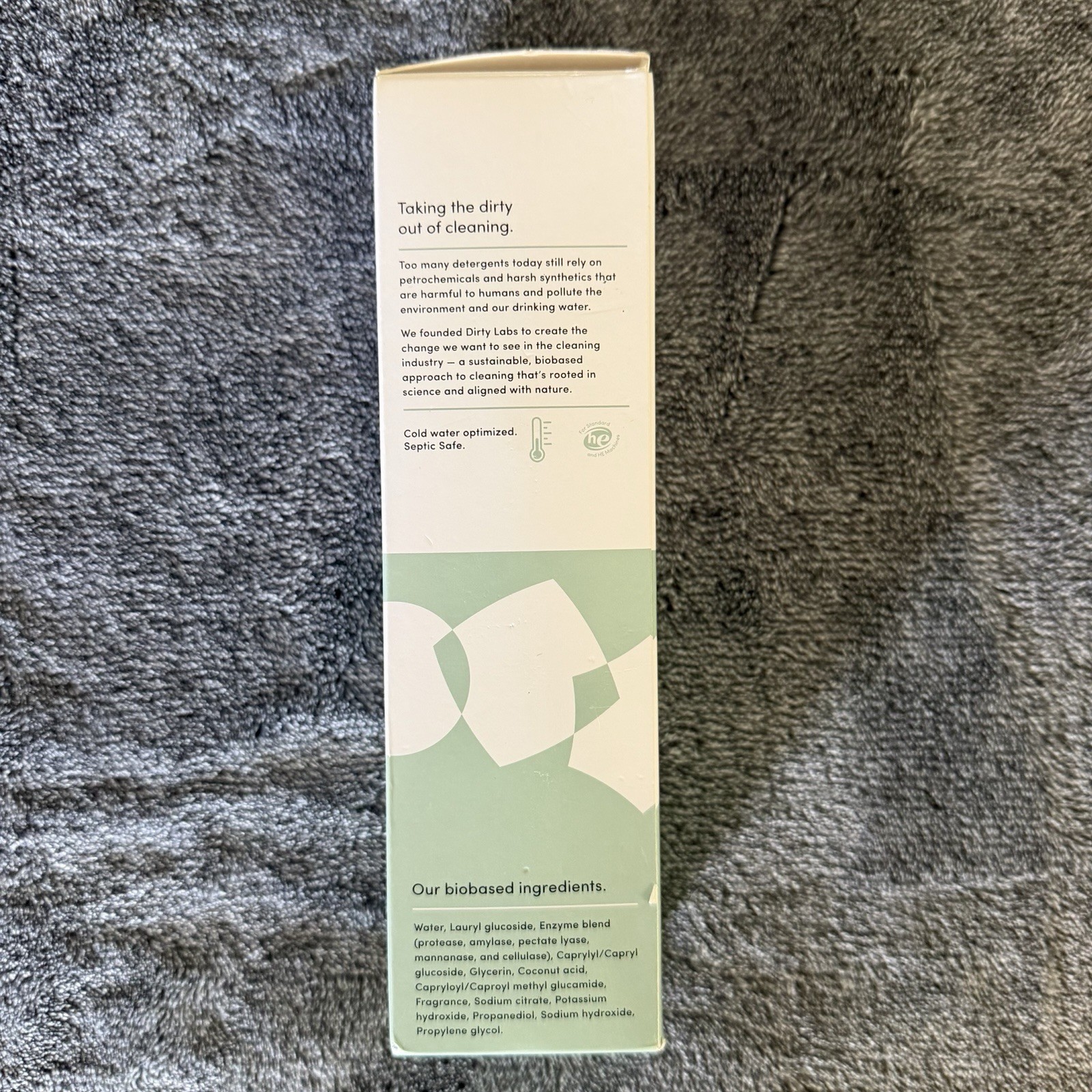 Dirty Labs Signature Scent Bio-Liquid Laundry Detergent | 32 Loads (8.6 fl oz)