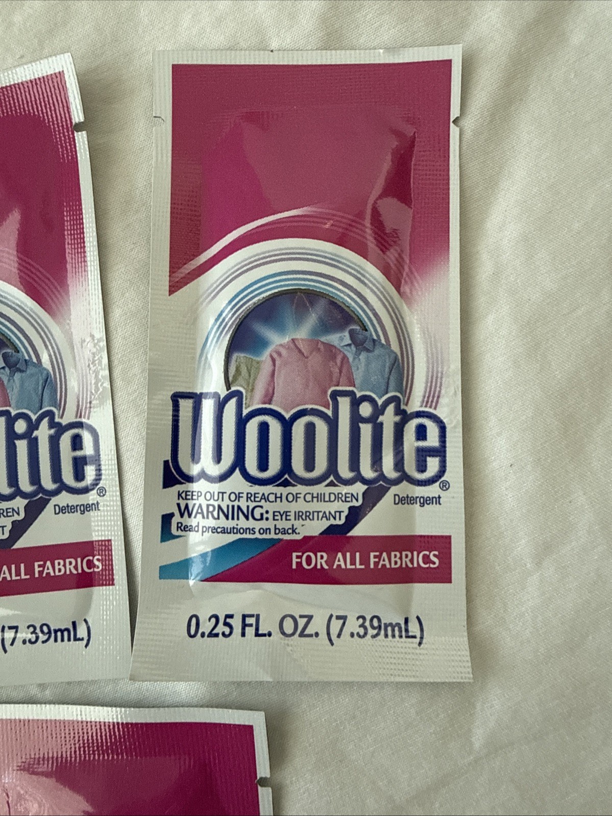 Woolite Original Set of 5 Travel Packs Laundry Detergent .25 fl oz