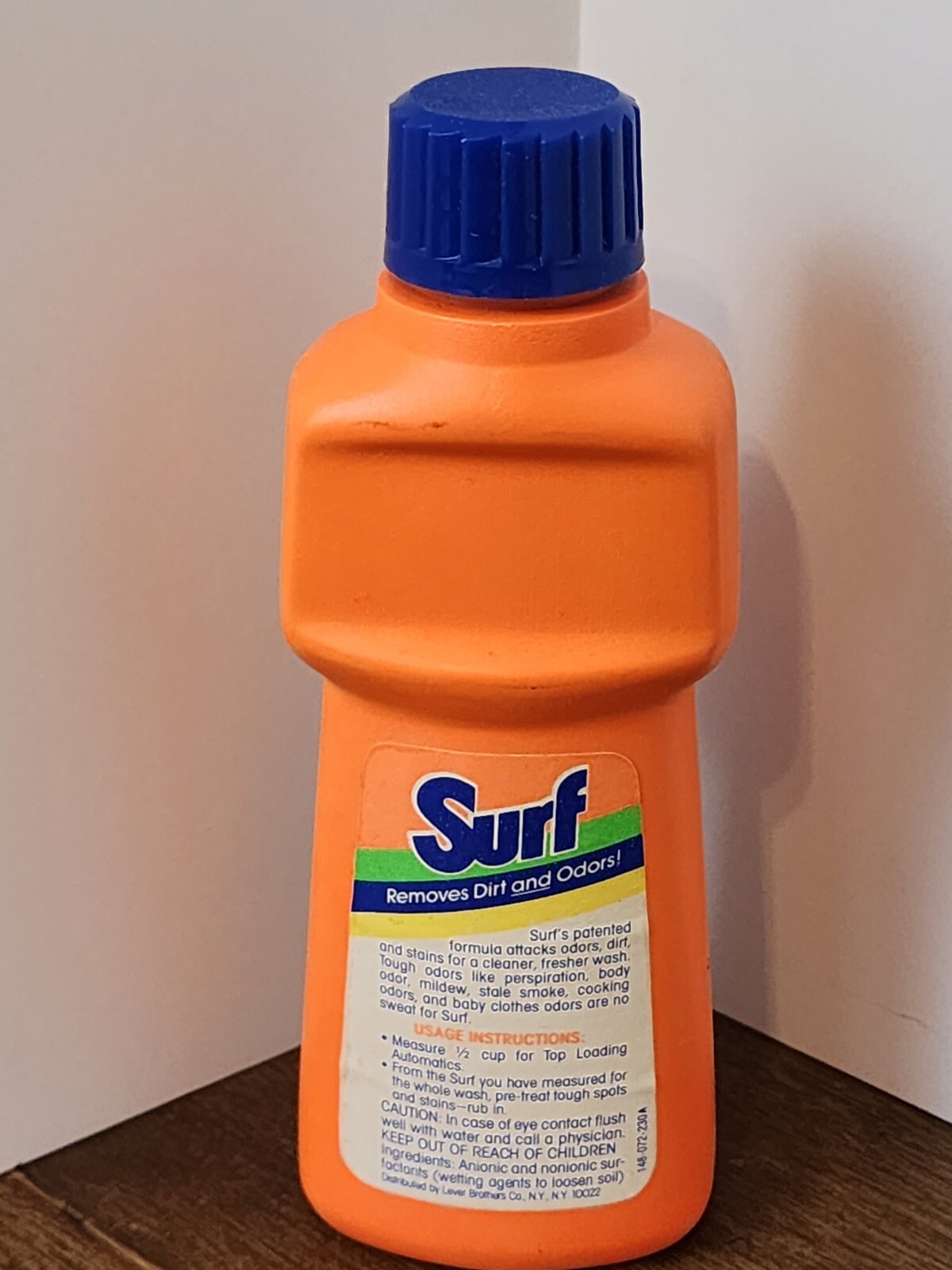 Vintage NOS / Prop Sealed SURF Laundry Detergent Liquid Soap Sample Size 8 fl oz