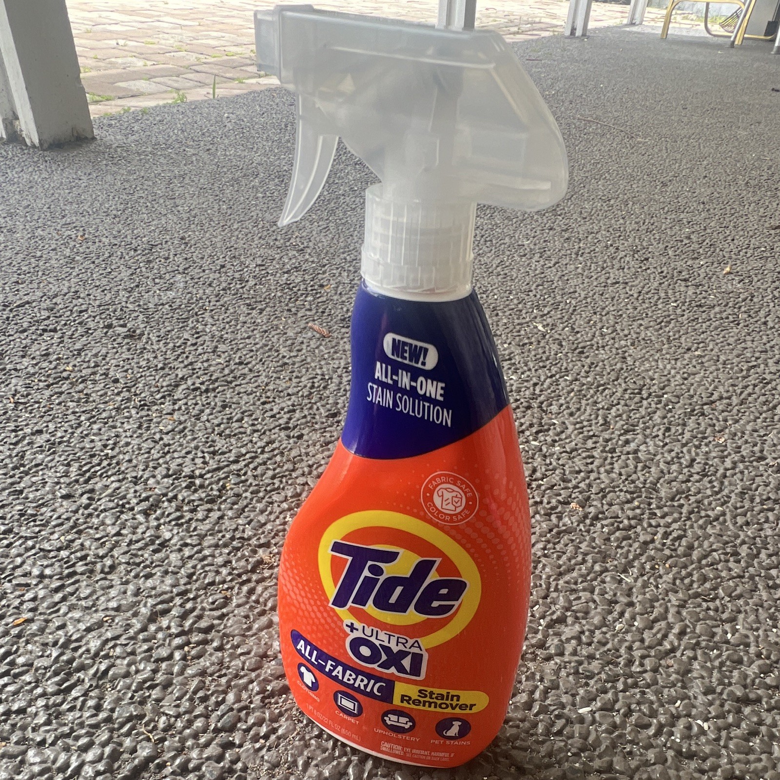 Tide Ultra Oxi Color Safe Stain Remover Spray 22 fl oz for Fabric/Carpet