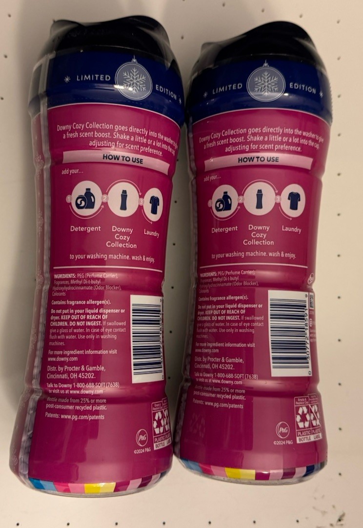 2-DOWNY Cozy Collection Laundry IN-Wash Scent Booster Snow Berry 7.8oz Ltd NEW