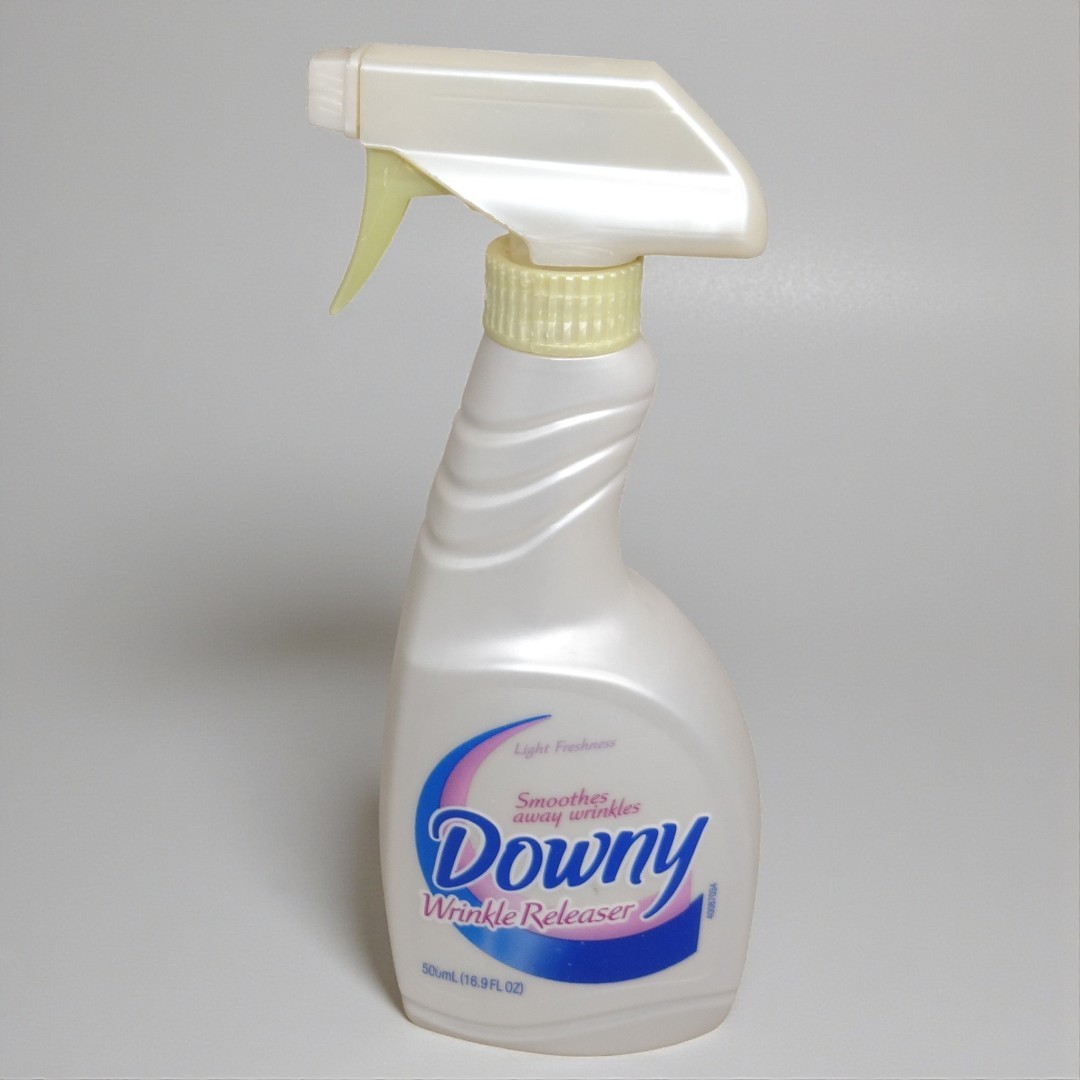 Downy Vintage Y2K Original Formula Wrinkle Releaser Light Freshness 16.9oz 500ml