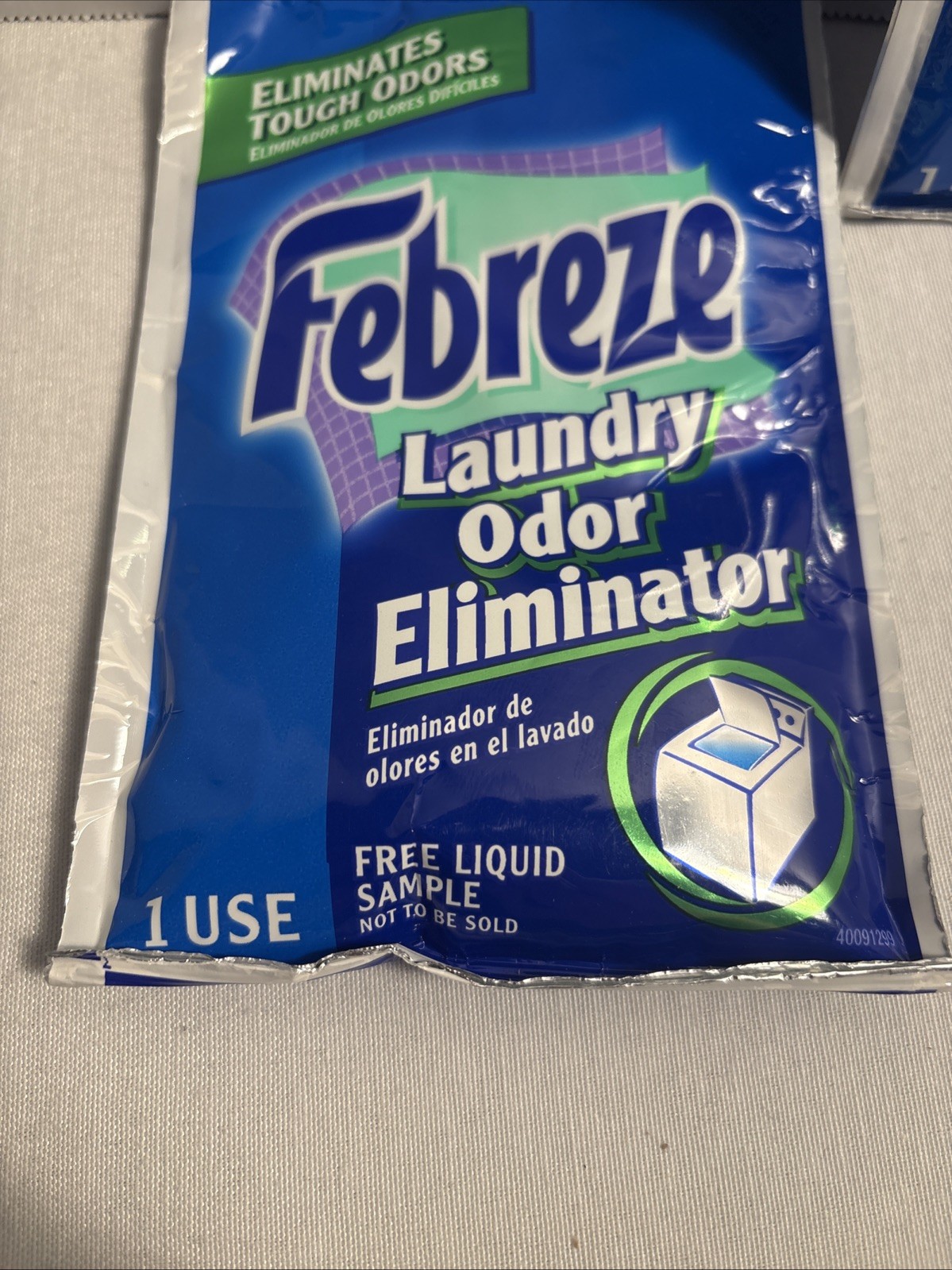 Febreze Laundry Odor Eliminator Detergent Additive Original Strength 2 Samples