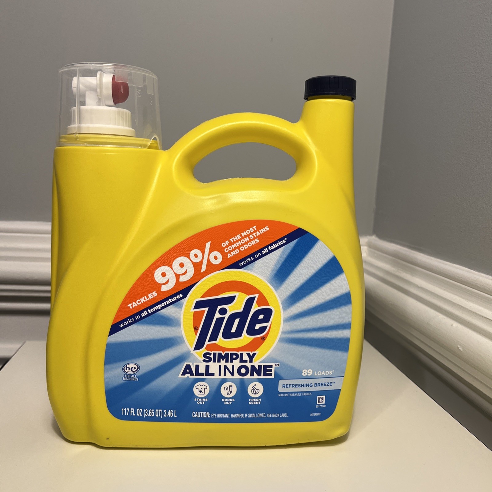 Tide Simply Liquid Laundry Detergent, Refreshing Breeze, 117 oz,89 Loads[IMPORT]