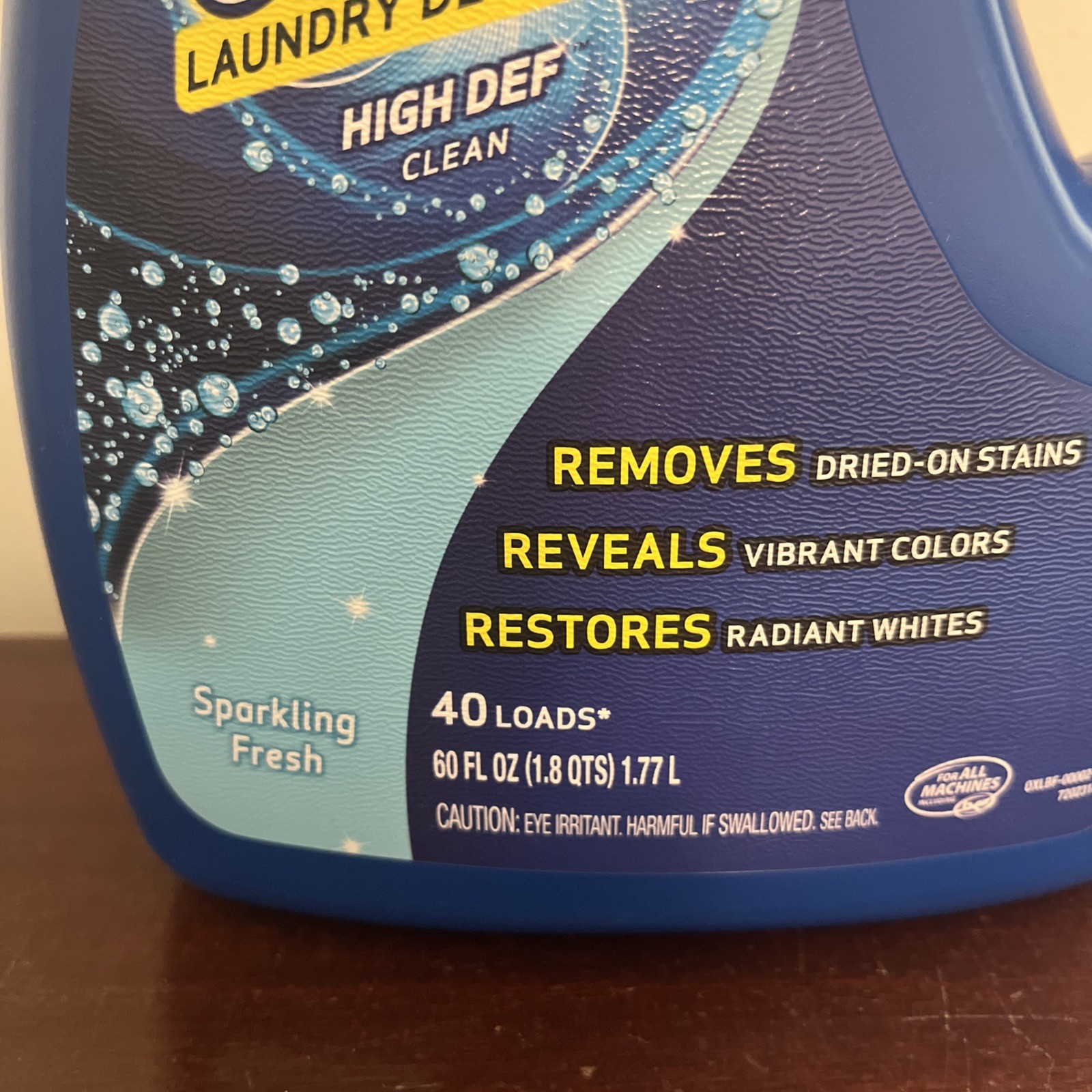 Oxi Clean High Def Fresh Liquid Laundry Detergent 40 Loads, 60oz SPARKLING FRESH