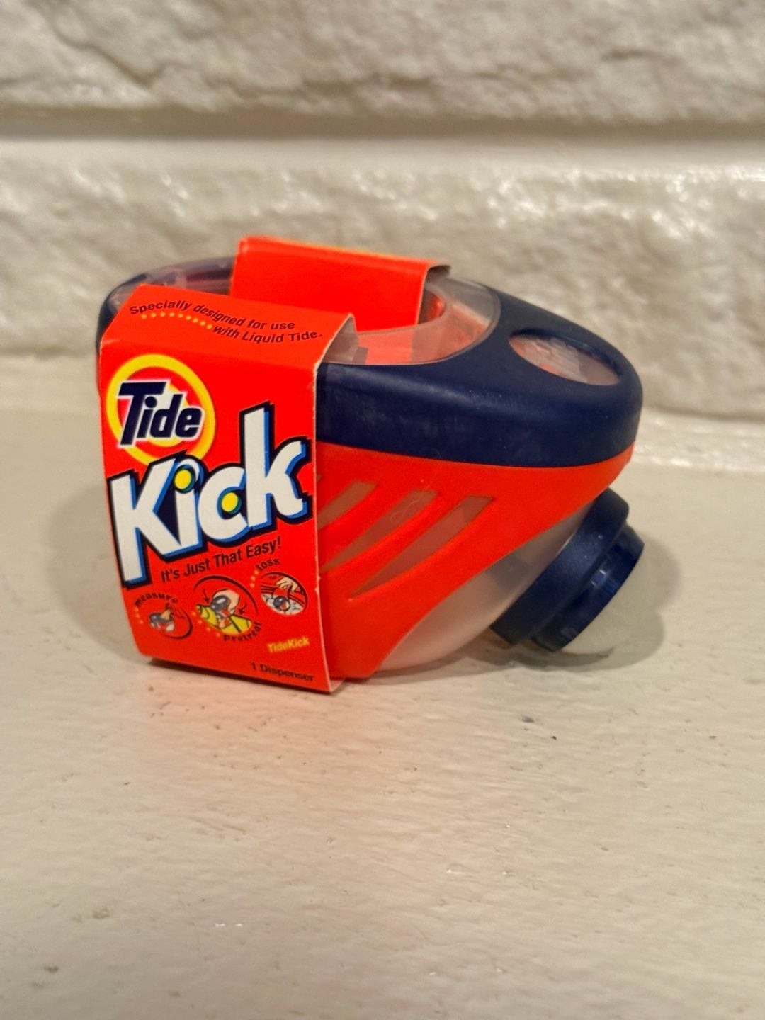 Vintage Tide Kick Laundry Detergent Dispenser Pretreater Rare Y2K