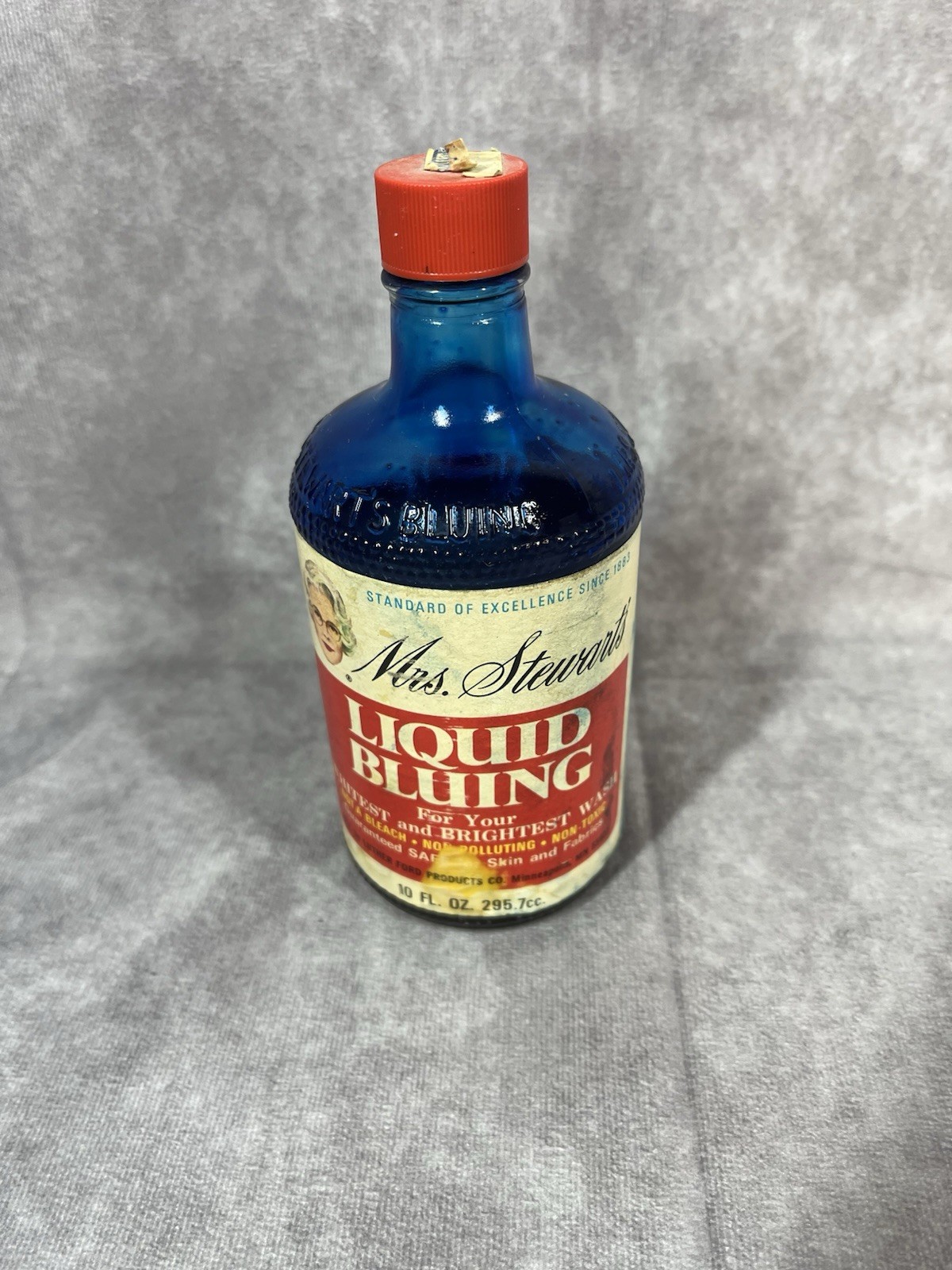 Vintage Mrs. Stewart’s 10 Fl Oz Liquid Bluing Embossed Glass Bottle 90% FULL