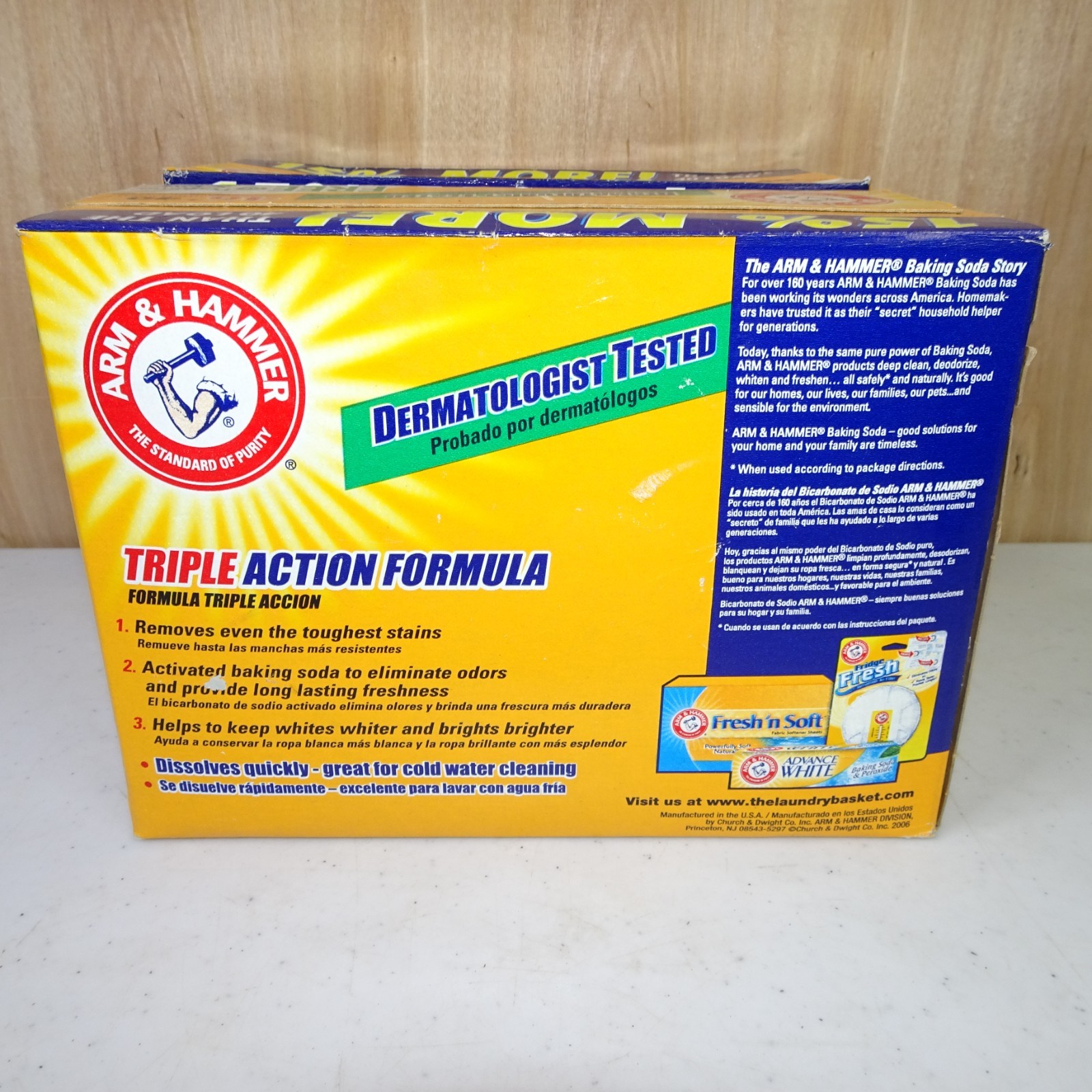 Arm Hammer Free & Clear 46 Loads Concentrated Powder Laundry Detergent Hard READ