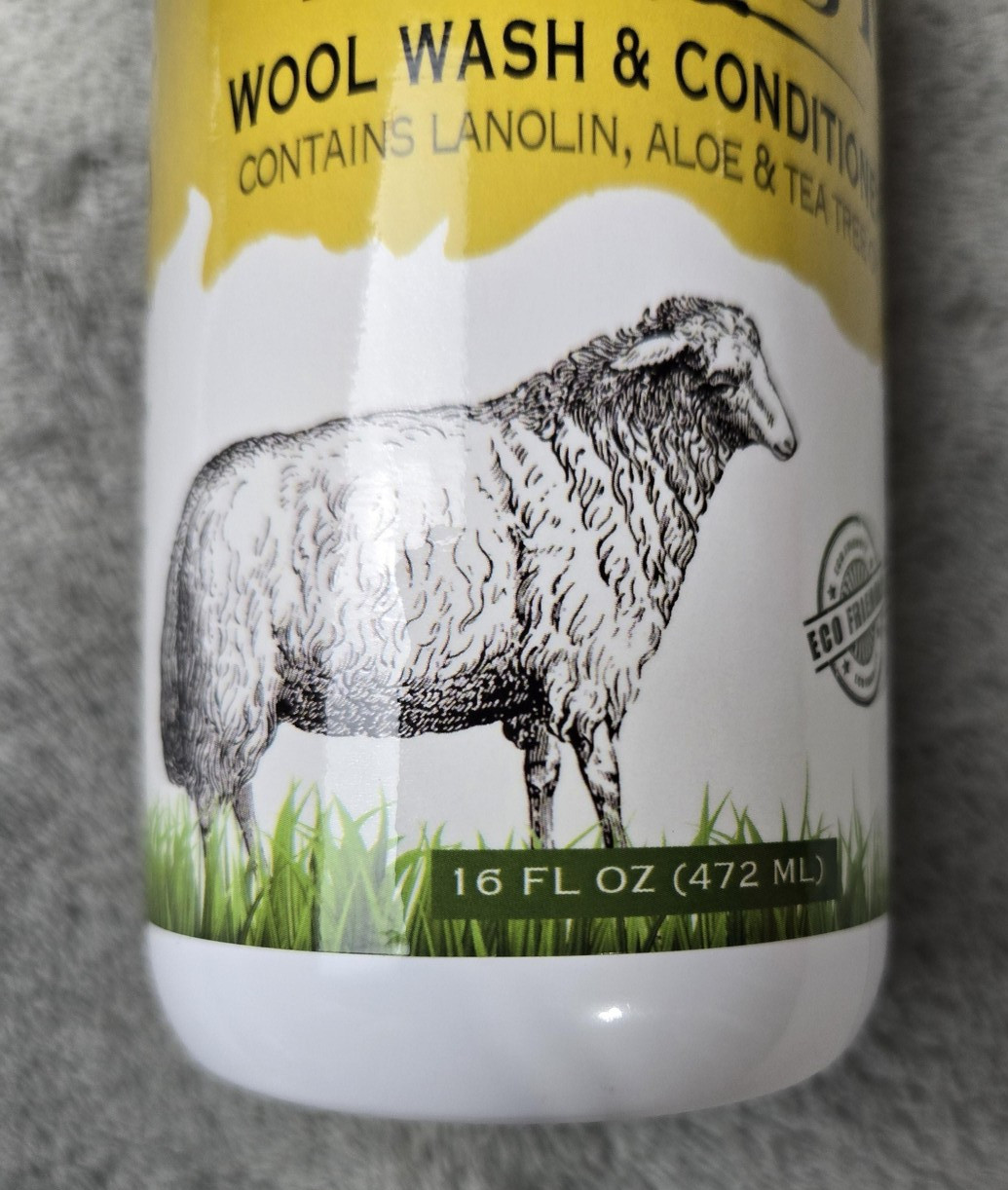 Outback Gold Wool Wash Liquid 16 FL OZ (472 ML) White Plant-Based Handwash New