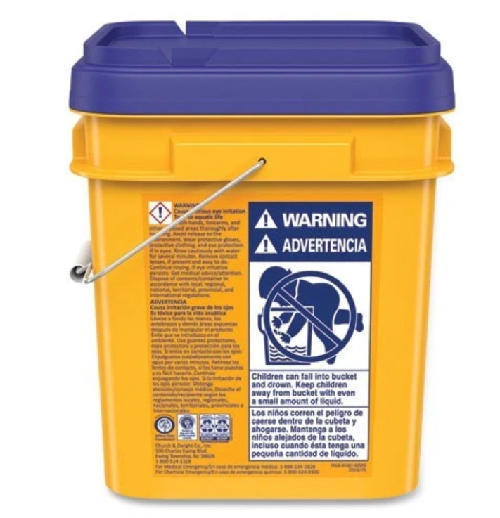 Arm & Hammer 3320001001 Powder Laundry Detergent, Crisp Clean, 18lb Pail