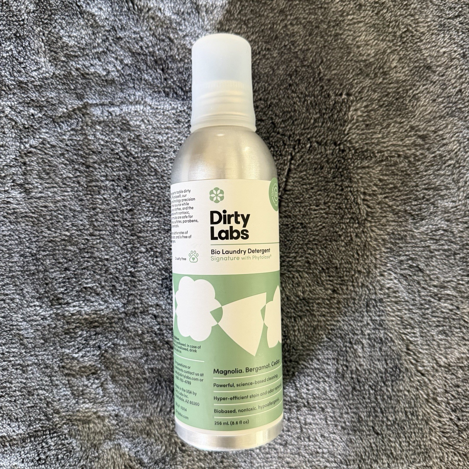 Dirty Labs Signature Scent Bio-Liquid Laundry Detergent | 32 Loads (8.6 fl oz)