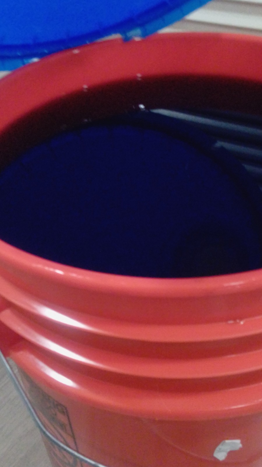 Laundry detergent