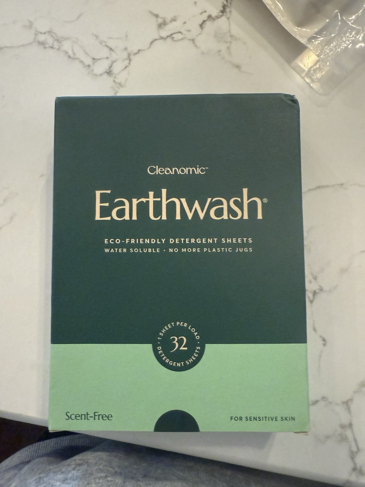 Cleanomic Earthwash Laundry Detergent 32-Sheet Box NEW Sealed