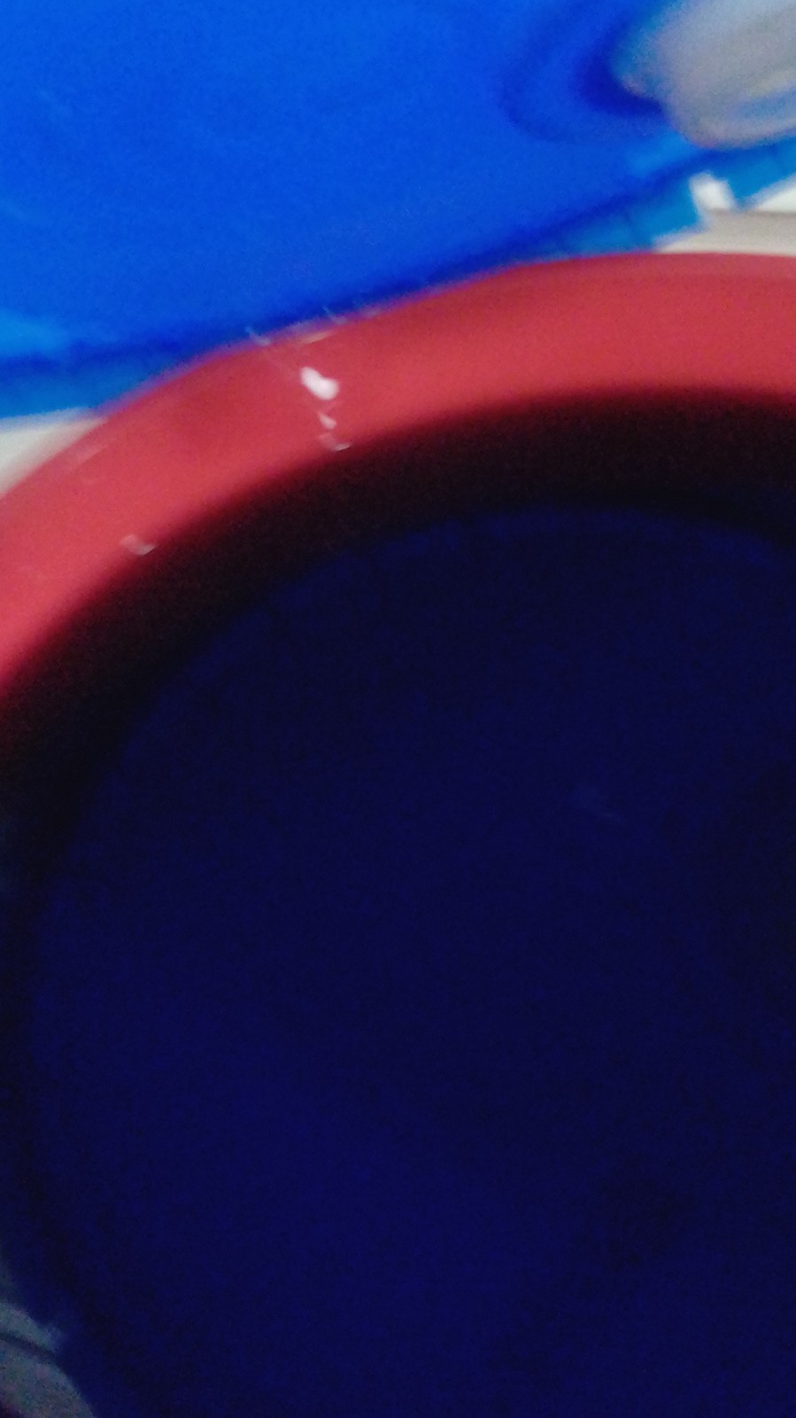 Laundry detergent