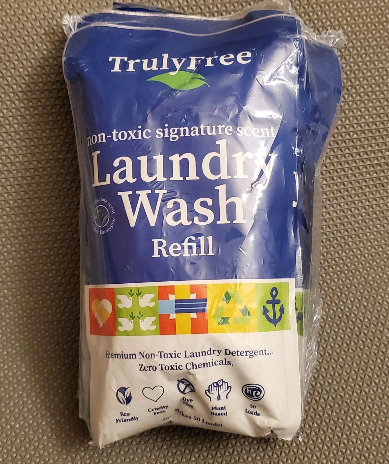 4 x Truly Free Laundry Wash Refill Pack 4 Oz Lot of 4 Signature scent 200 Loads!