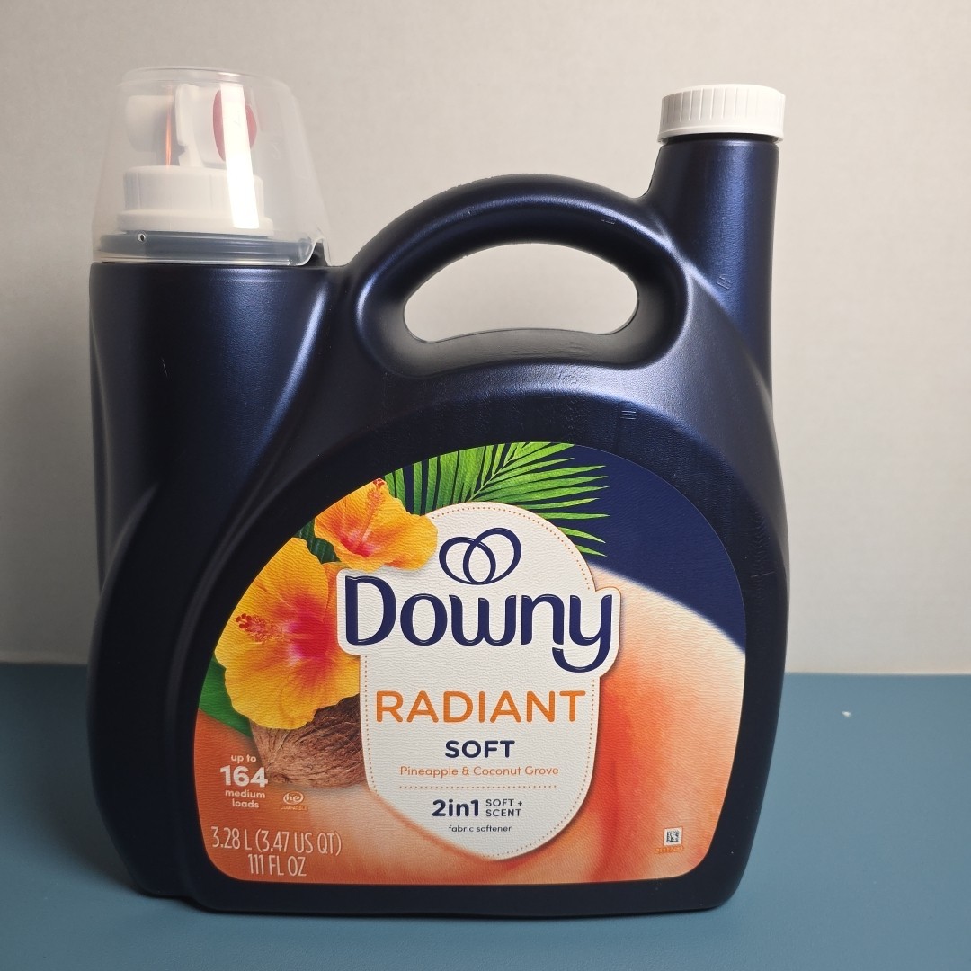 Downy Infusions Radiant Liquid Fabric Softener, Pineapple & Coconut Grove