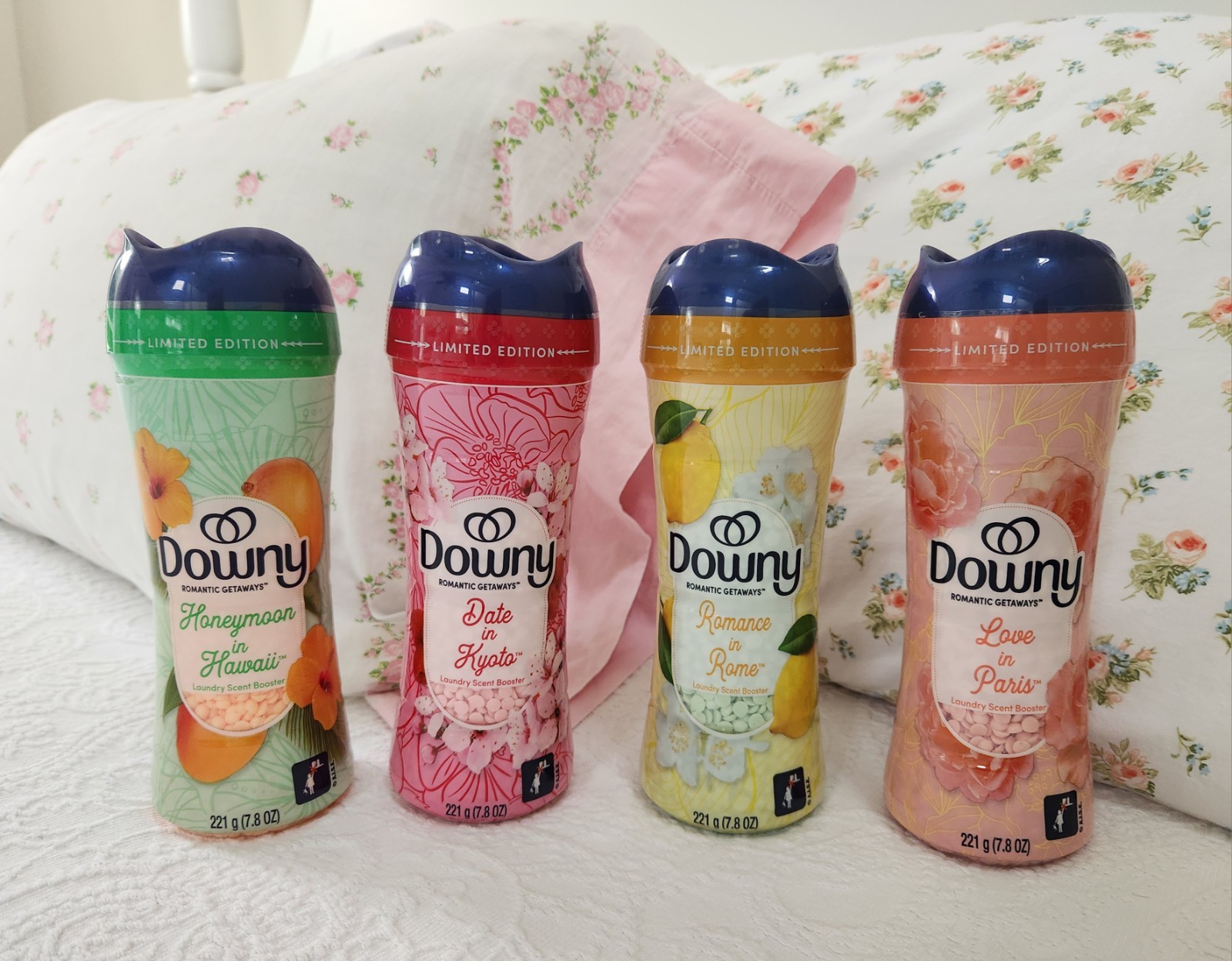 NEW/SEALED LIMITED EDITION DOWNY ROMANTIC GETAWAYS 7.8 OZ SCENT BOOSTER BEAD LOT