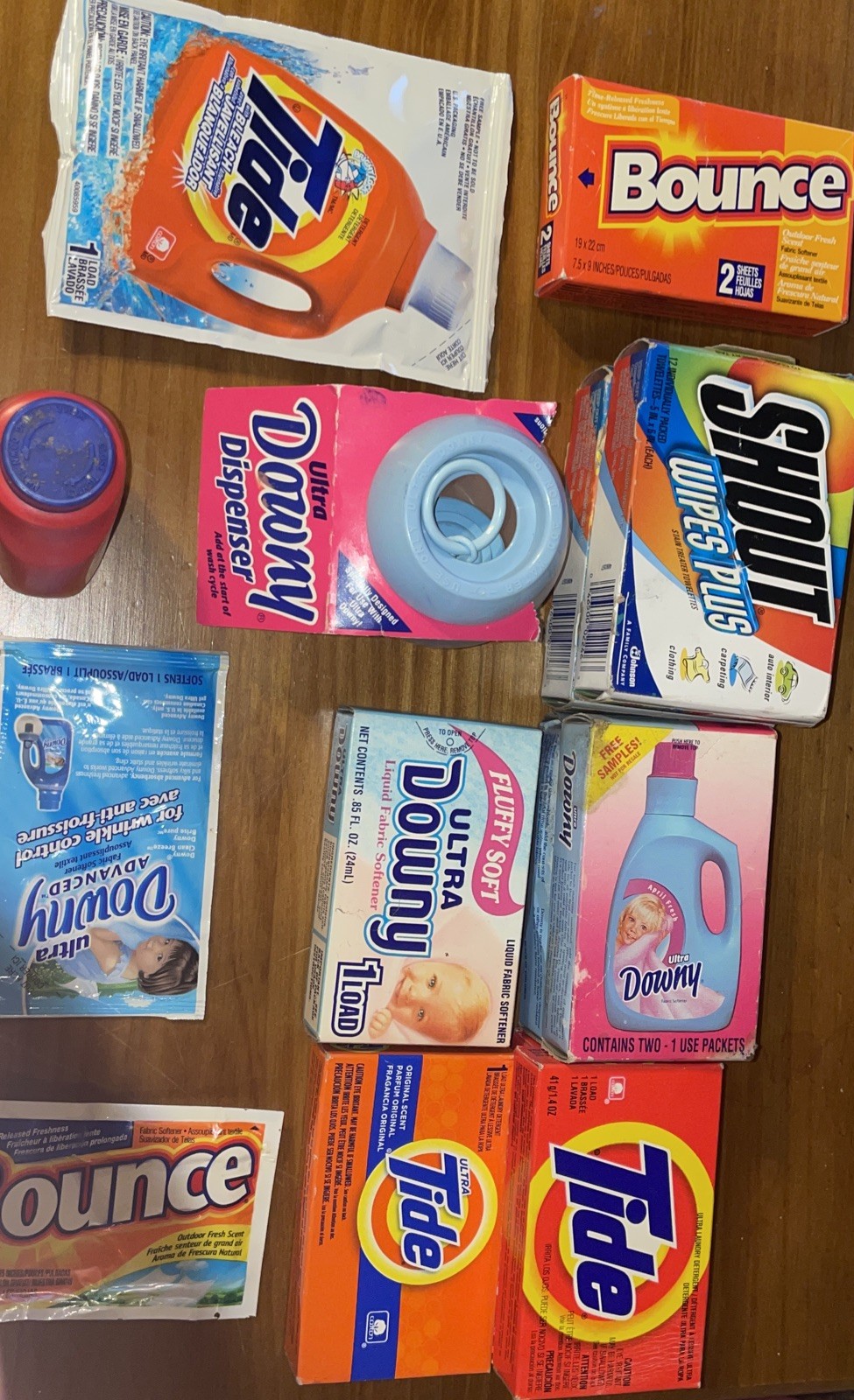 VNTG 90s + Tide Bleach Laundry Box Detergent Downy Samples Movie Prop 14pc New