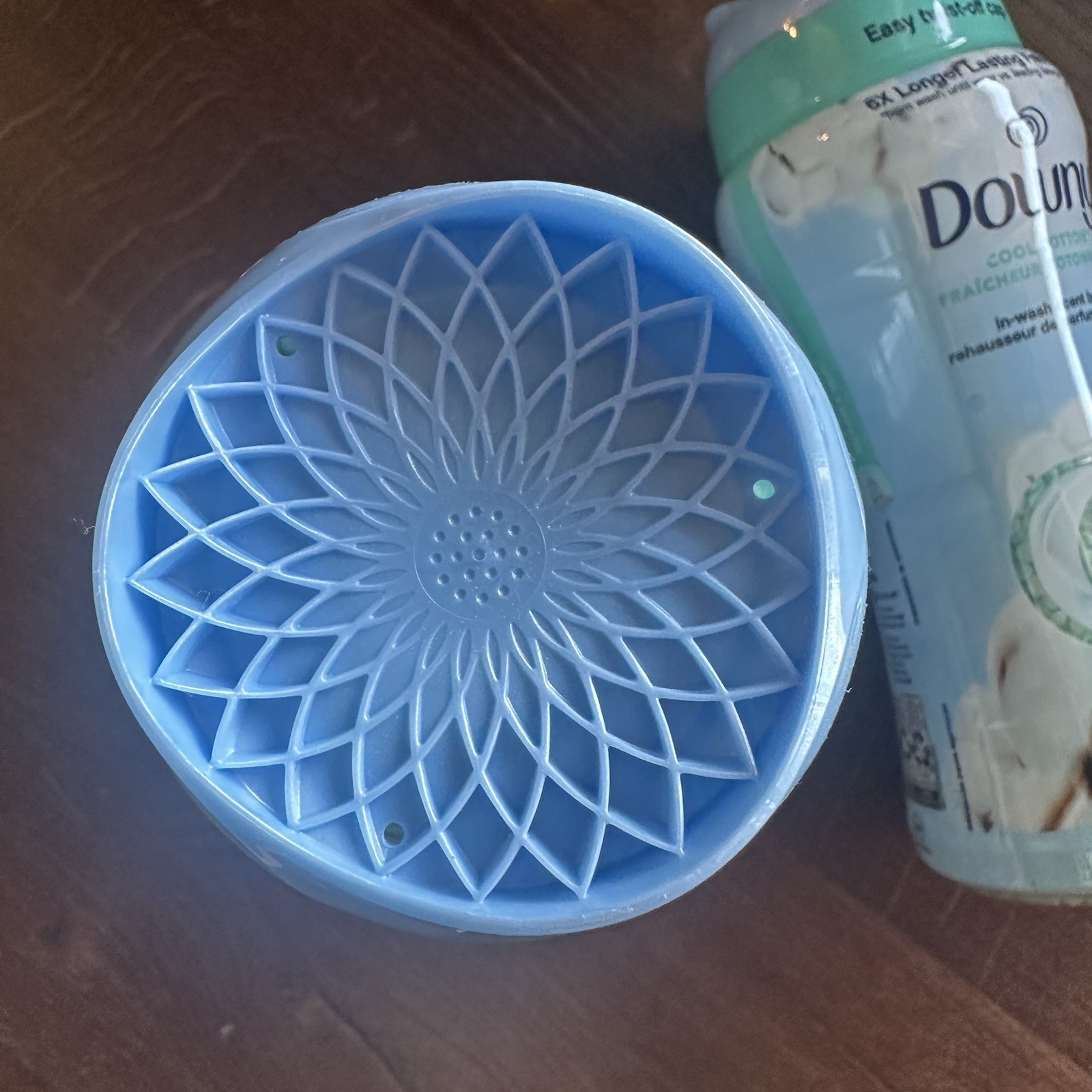 Lot Of 2 Downy Cool Cotton In Wash Scent Booster Easy Twist-off Cap 13.4oz