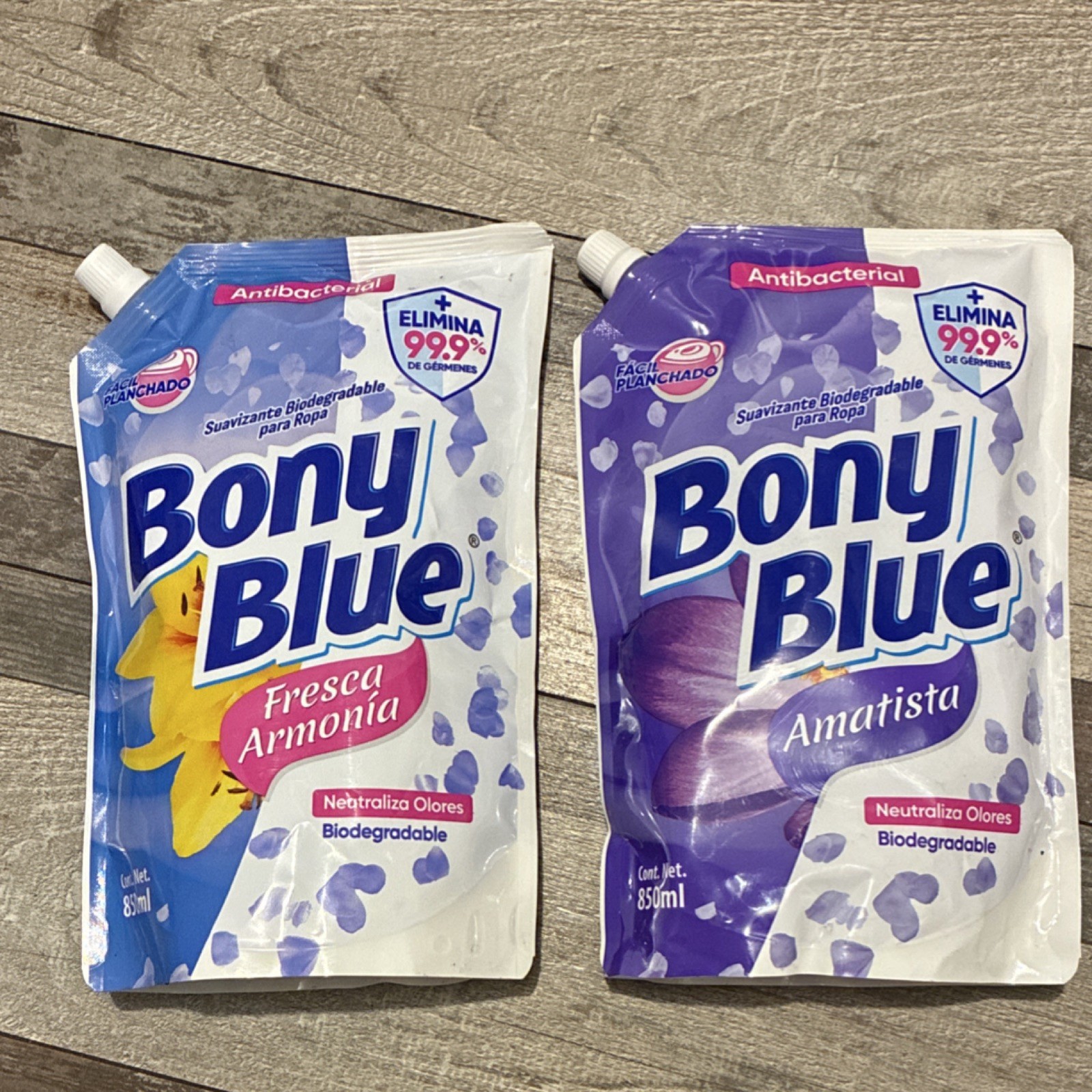 Bony Blue Fabric Softener Fresca Armonia Amatista Antibacterial 850ml