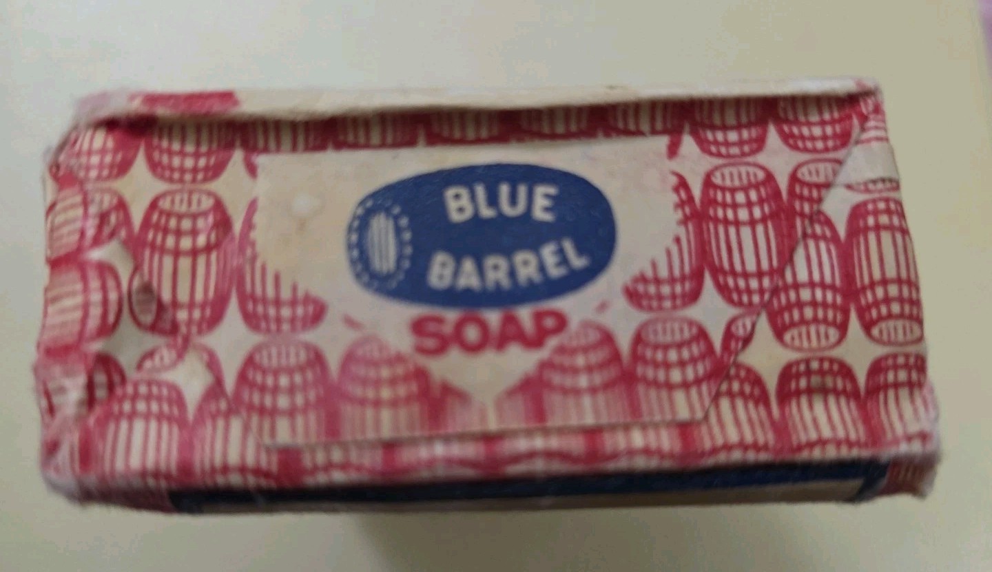 Haskins Bros & Co Blue Barrel White Soap 1944 Omaha Big White Bar Vintage