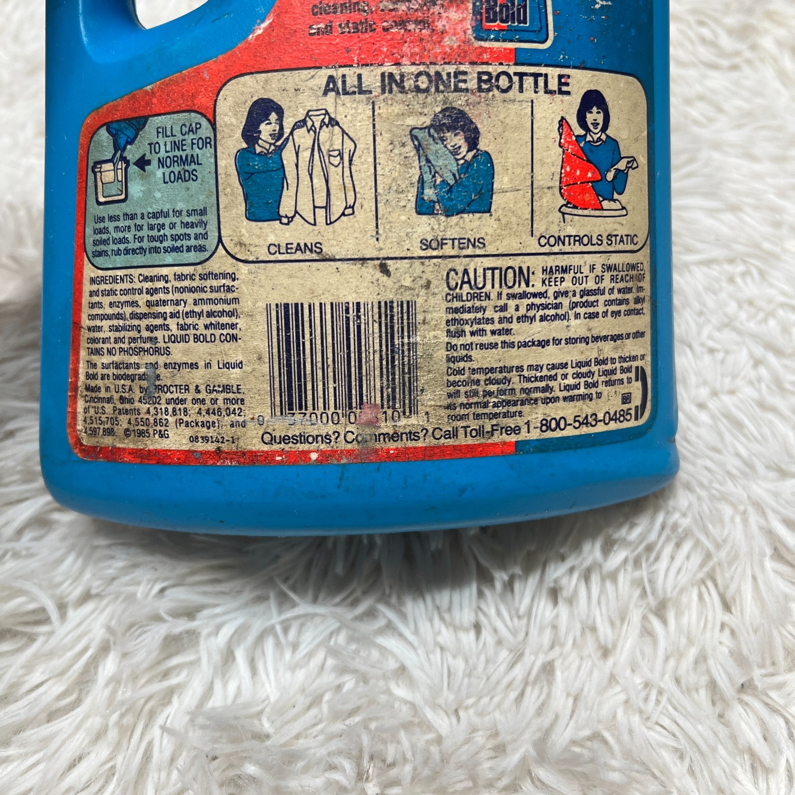 BOLD LIQUID LAUNDRY DETERGENT 64 FL oz PROCTOR AND GAMBLE 1985
