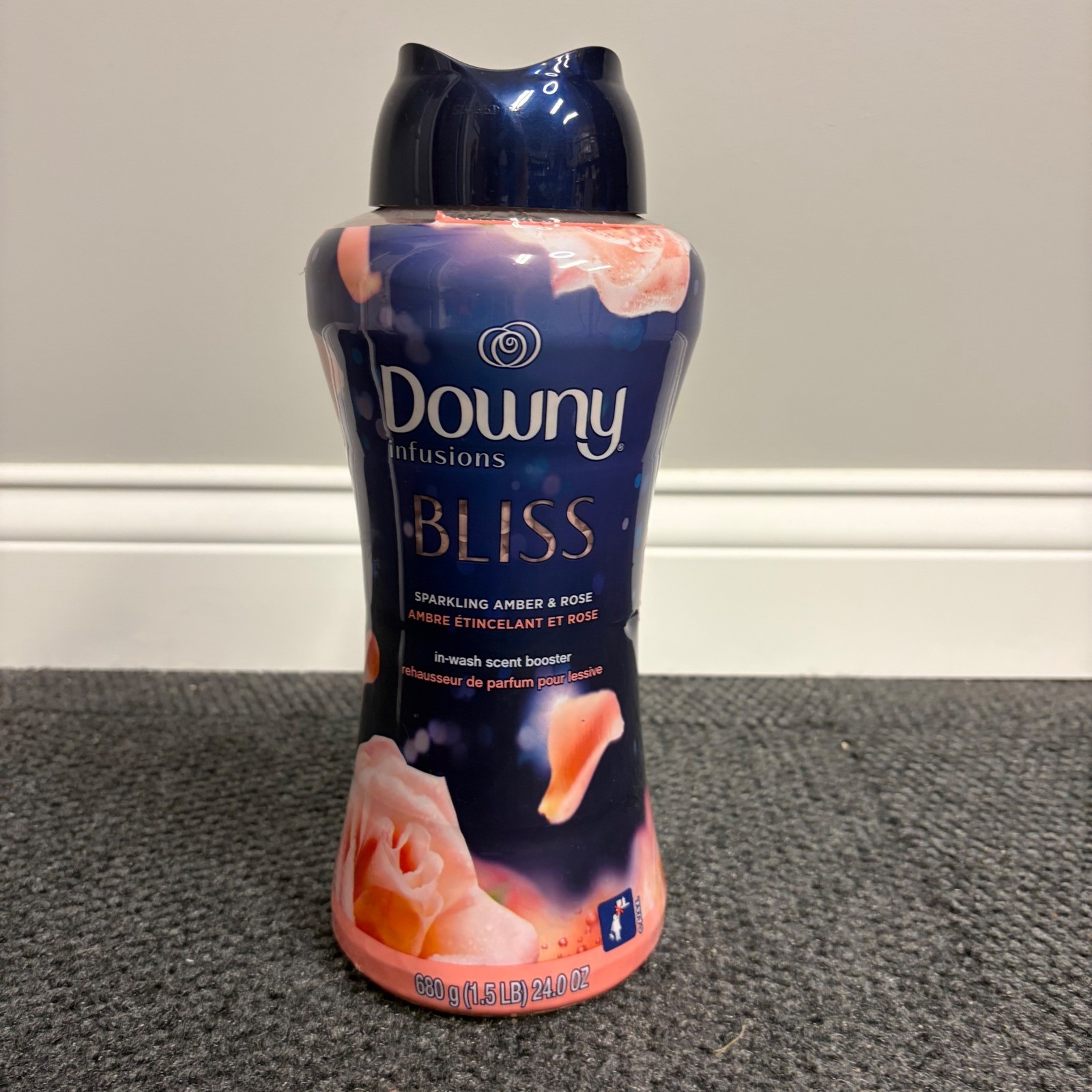 Downy Infusions Bliss In-Wash Scent Booster Sparkling Amber Rose 24 oz 680g