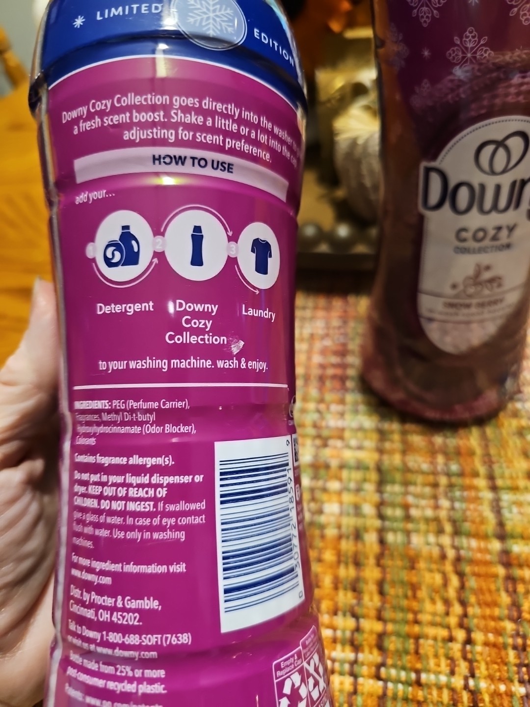 2 LIMITED EDITION DOWNY COZY COLLECTION Laundry Scent Booster SNOW BERRY 7.8 Oz