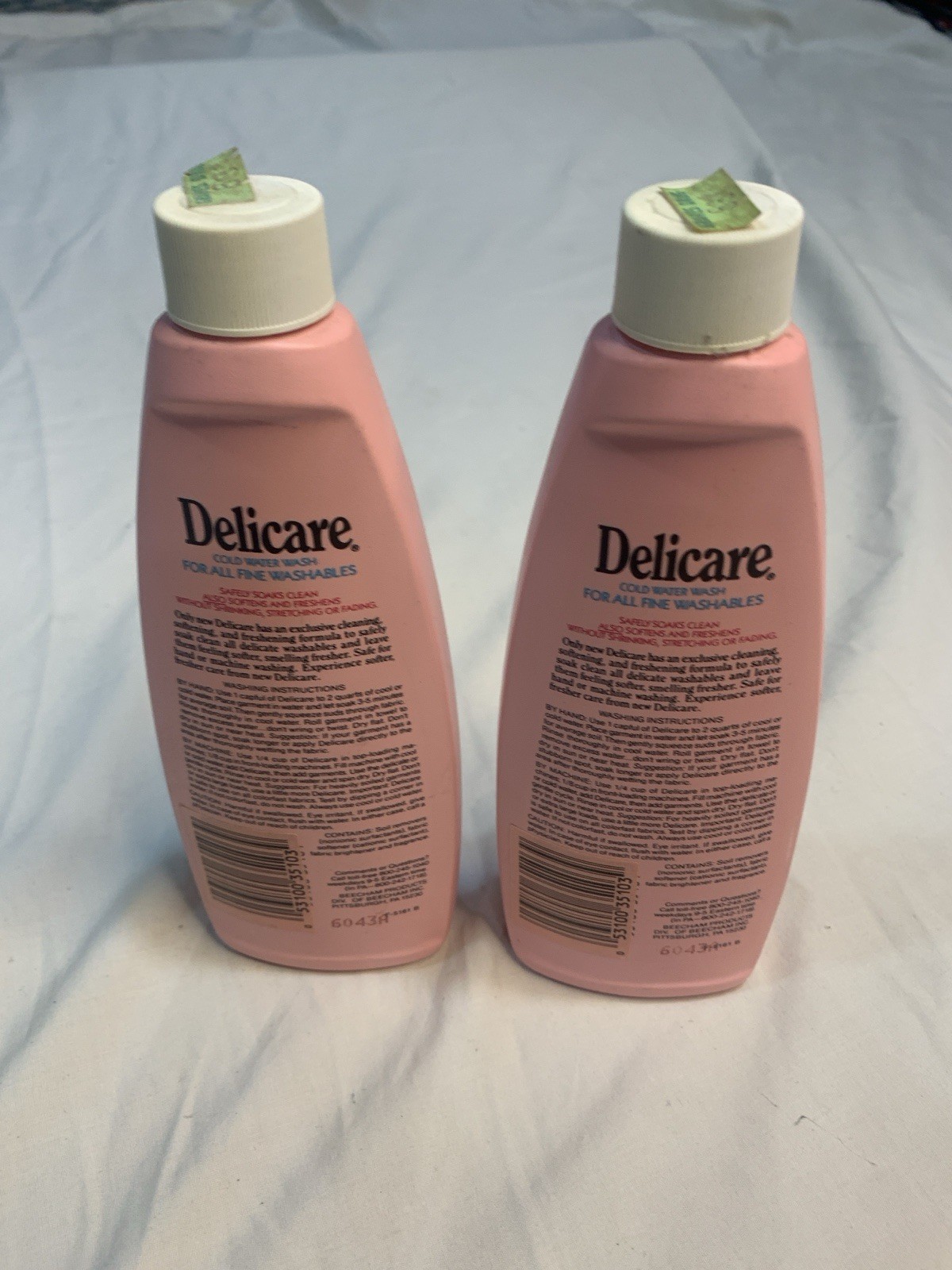 2 VTG HTF Delicare Cold Water Wash Fine Washables 8 Oz Delicate Fabrics Full