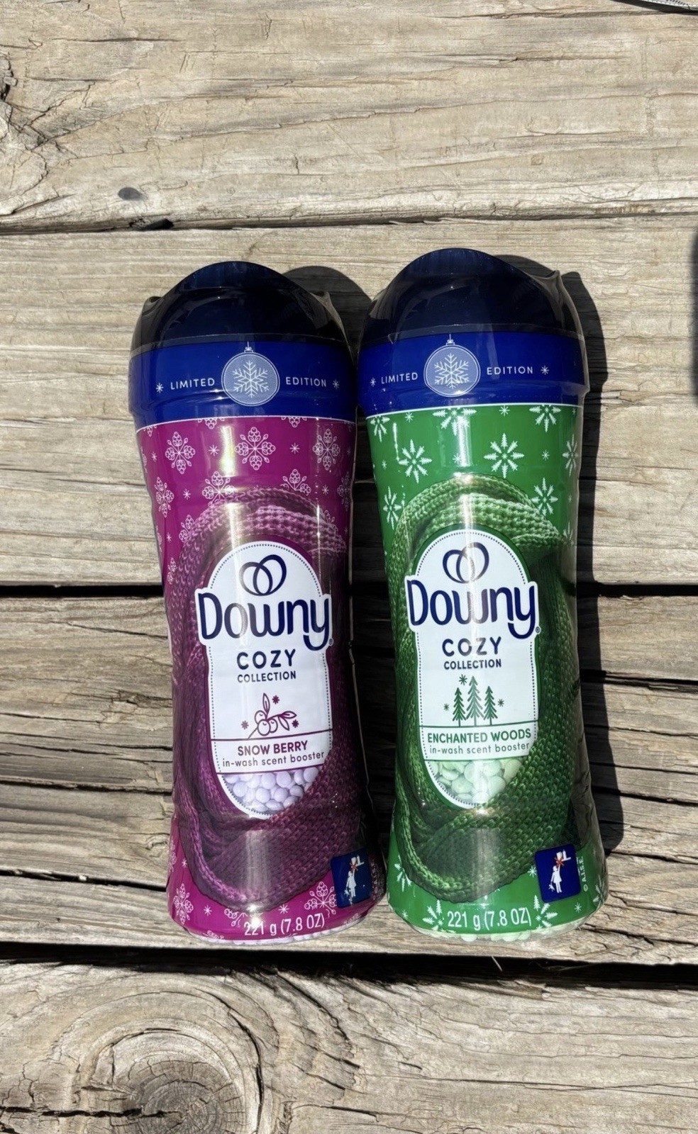 Downy cozy collection scent booster beads Snow berry & enchanted woods limited