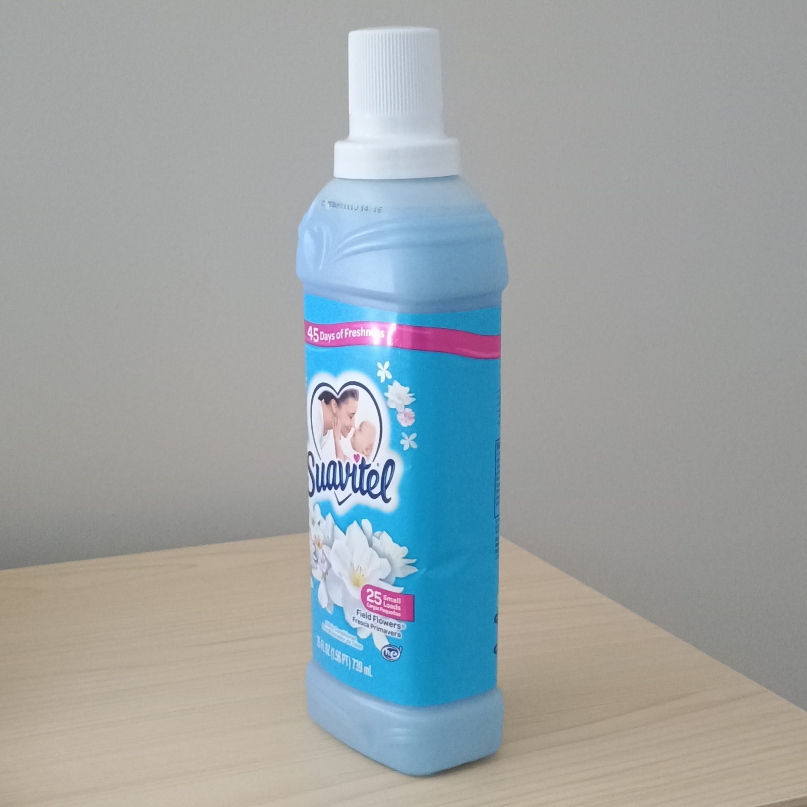 Suavitel Fabric Softener Liquid Blue Field Flowers 25 fl oz 45 Days Freshness