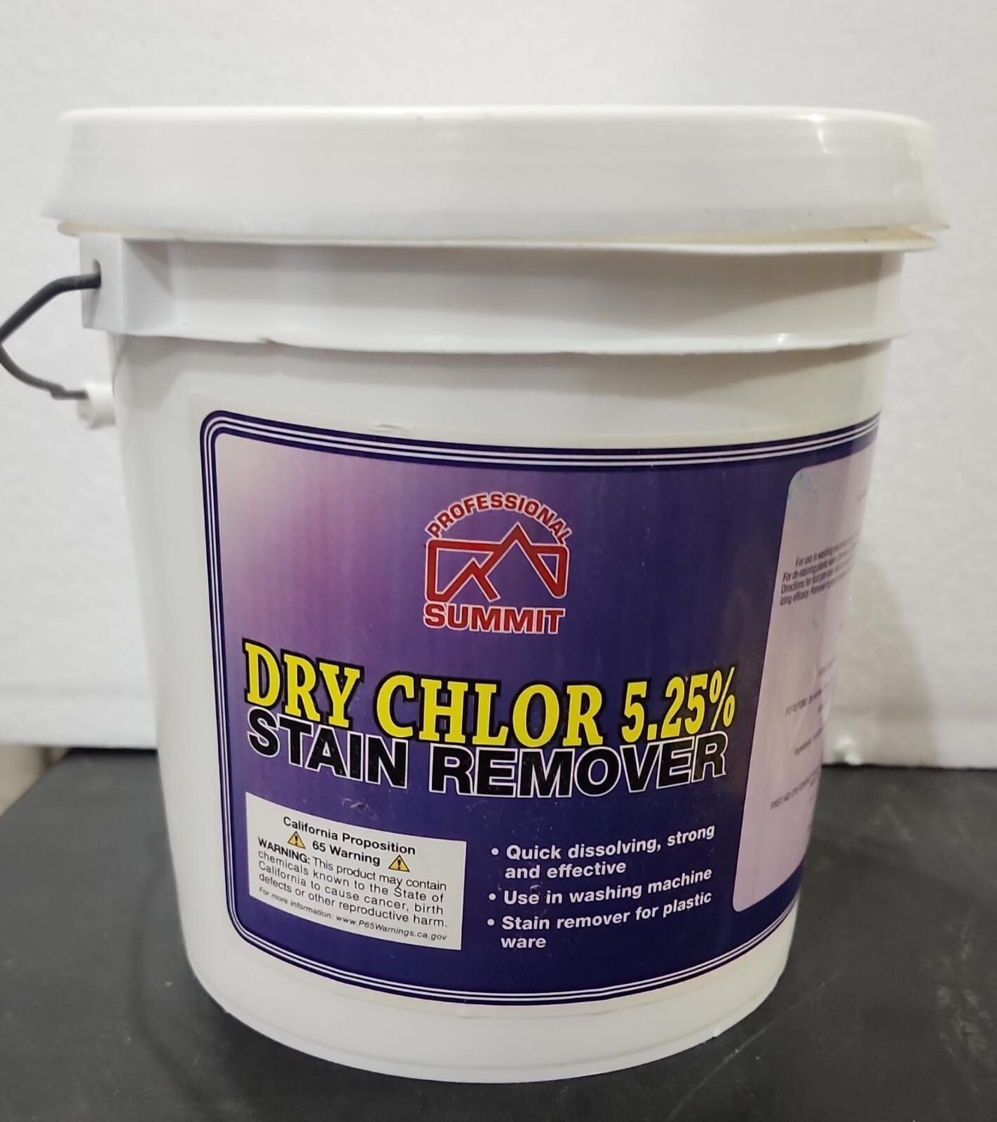 DRY CHLOR 5.25% STAIN REMOVER ~ 11LBS