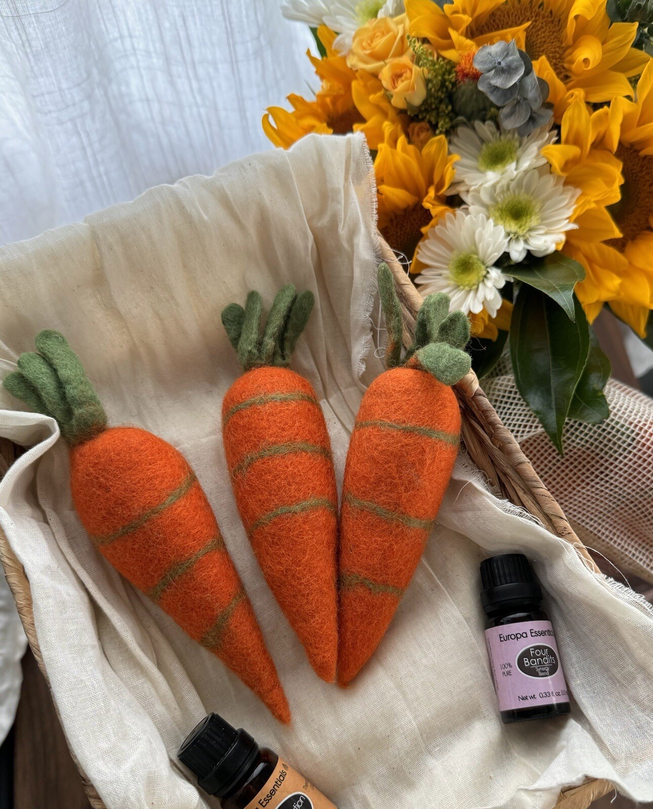 Carrot Dryer Ball Organic New Zealand Wool Natural Handmade 1 Pck Needle Felted