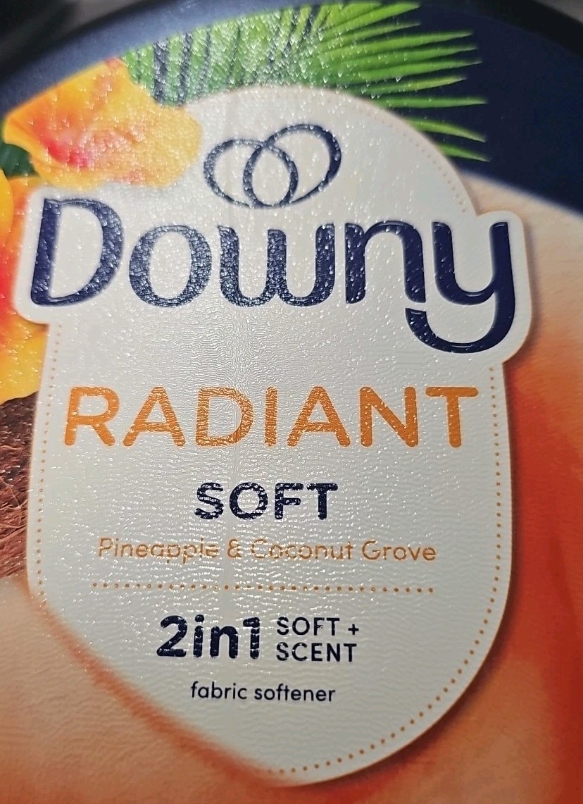 Downy Infusions Radiant Liquid Fabric Softener, Pineapple & Coconut Grove 111 oz