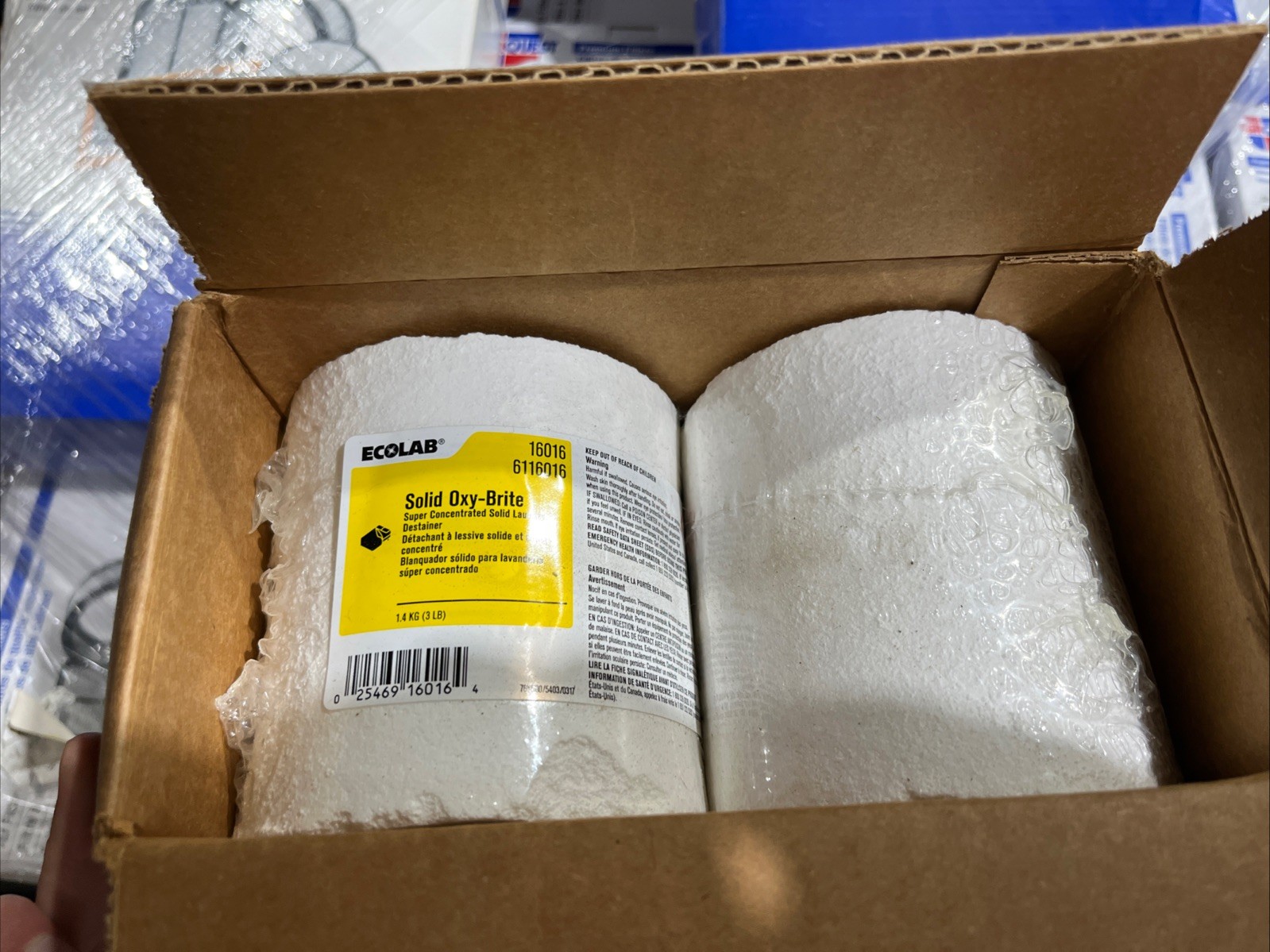 2 Cases Ecolab Solid Oxy-Brite 3lb Concentrated Solid Laundry Destainer 6116016