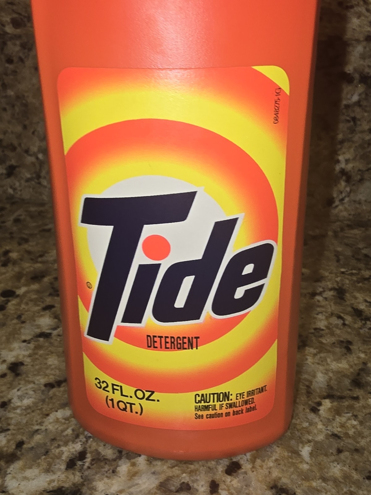 VTG 1988 Tide Detergent 32 fl Oz. NEW OLD STOCK RARE